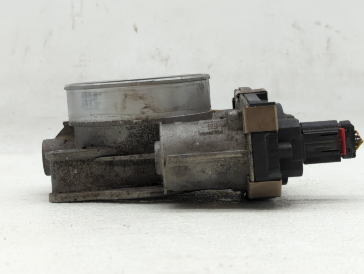 2015-2018 Gmc Yukon Throttle Body P/N:12678224 12617792 Fits Fits 2014 2015 2016 2017 2018 2019 OEM Used Auto Parts - Oemuse