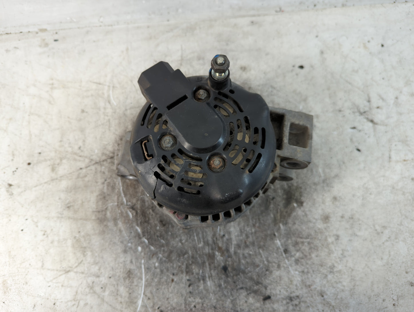 2019 Gmc Yukon Xl 1500 Alternator Replacement Generator Charging Assembly Engine OEM P/N:22942844 Fits OEM Used Auto Parts -