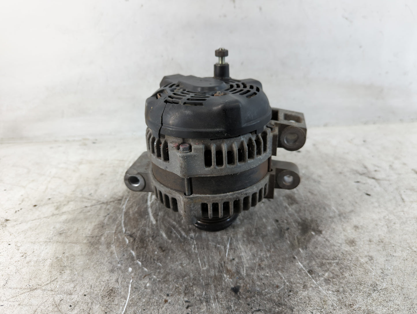 2019 Gmc Yukon Xl 1500 Alternator Replacement Generator Charging Assembly Engine OEM P/N:22942844 Fits OEM Used Auto Parts -