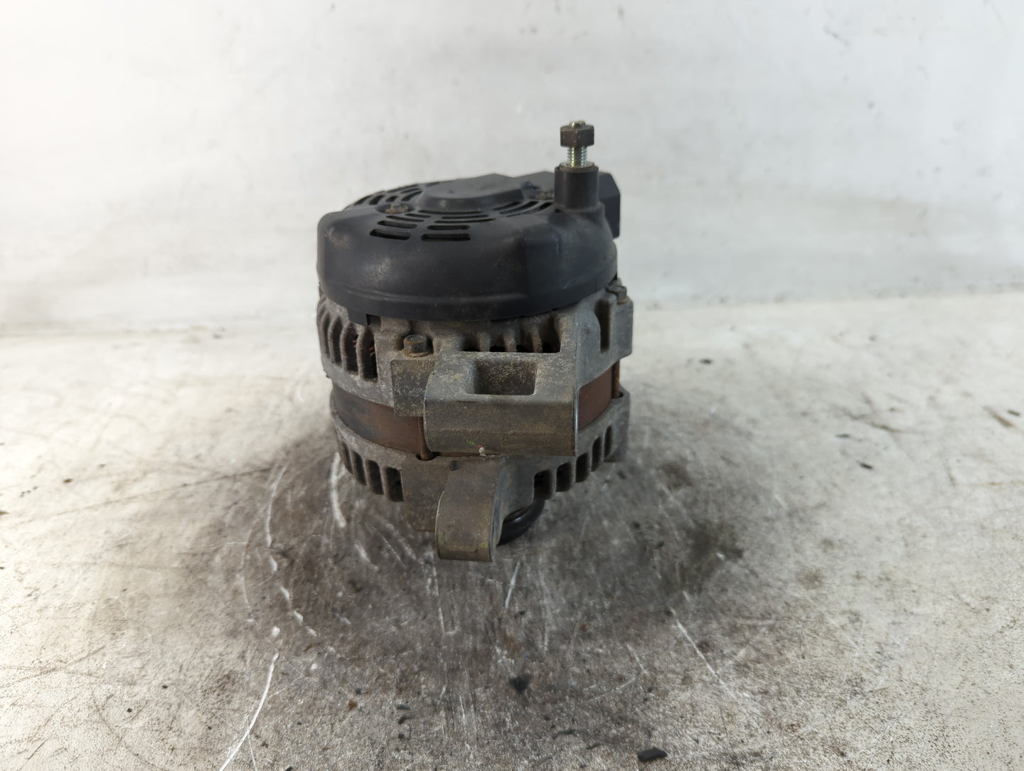 2019 Gmc Yukon Xl 1500 Alternator Replacement Generator Charging Assembly Engine OEM P/N:22942844 Fits OEM Used Auto Parts -