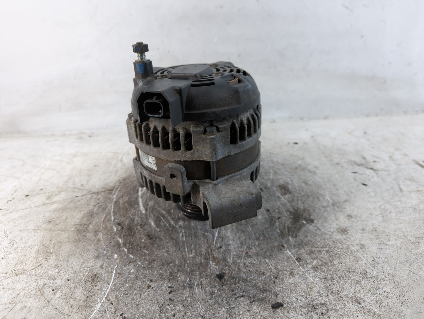 2019 Gmc Yukon Xl 1500 Alternator Replacement Generator Charging Assembly Engine OEM P/N:22942844 Fits OEM Used Auto Parts -