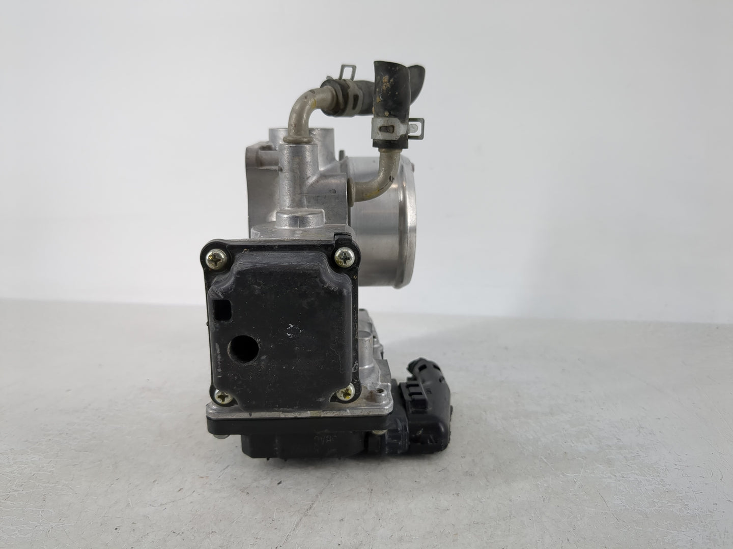 2018-2022 Honda Accord Throttle Body P/N:GMG9A Fits Fits 2016 2017 2018 2019 2020 2021 2022 OEM Used Auto Parts - Oemusedaut