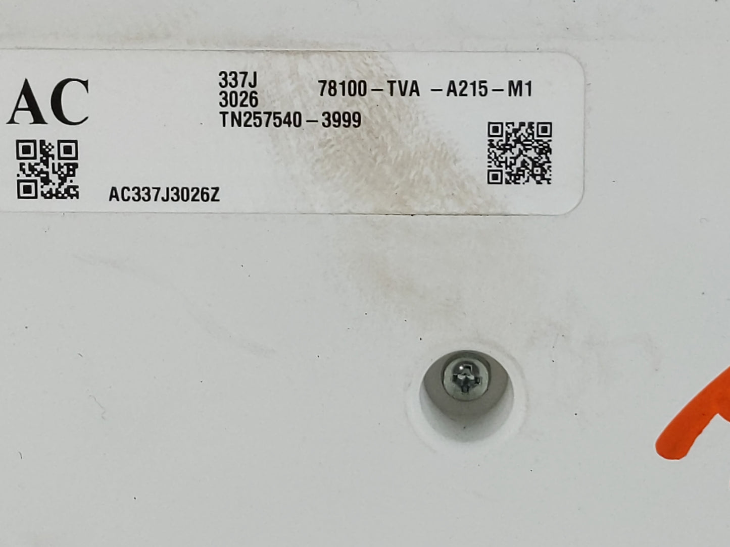 2018-2020 Honda Accord Instrument Cluster Speedometer Gauges P/N:78100-TVA-A215-M1 Fits Fits 2018 2019 2020 OEM Used Auto Pa