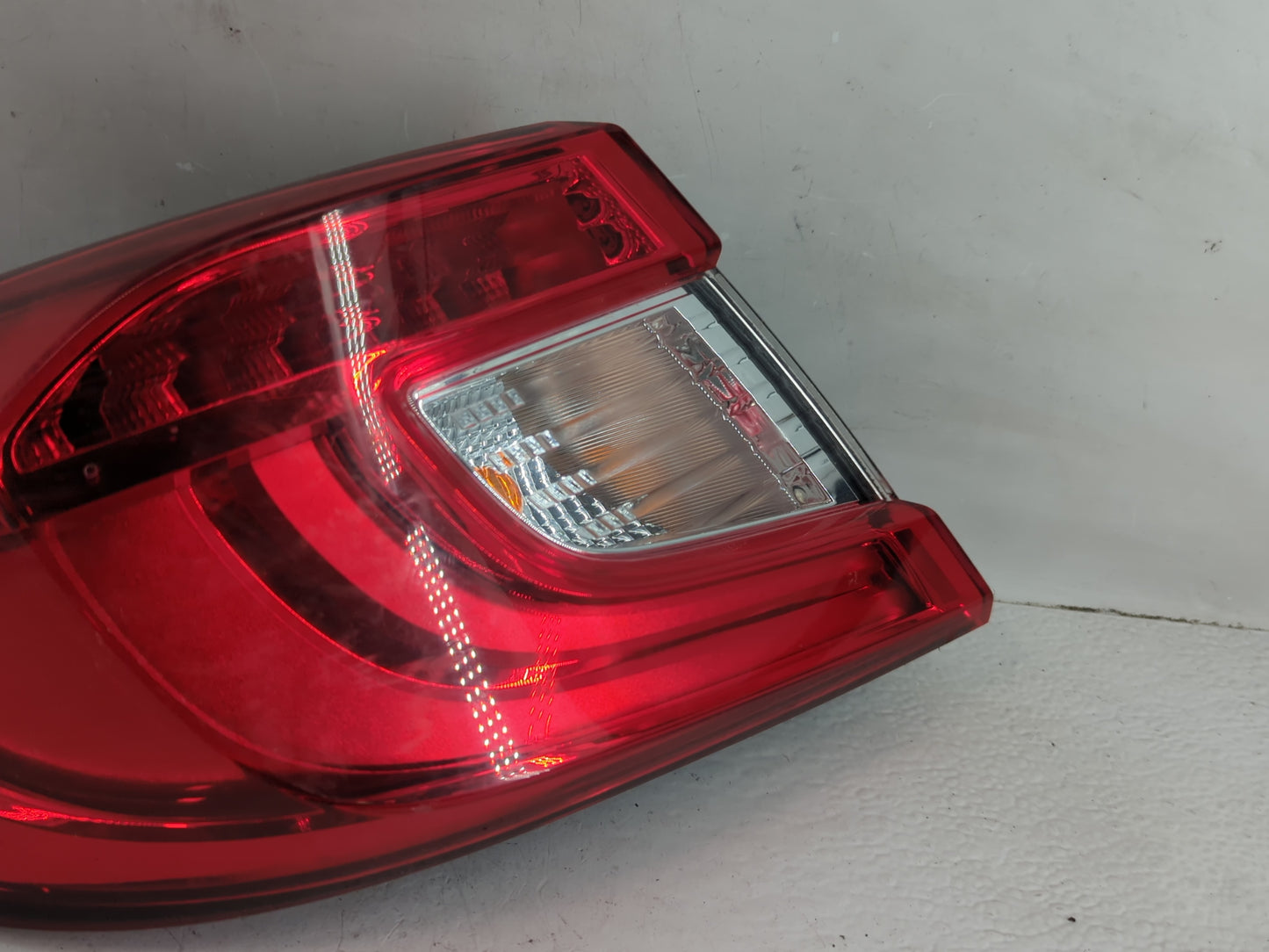 2018-2022 Honda Accord Tail Light Assembly Driver Left OEM Fits Fits 2018 2019 2020 2021 2022 OEM Used Auto Parts - Oemuseda