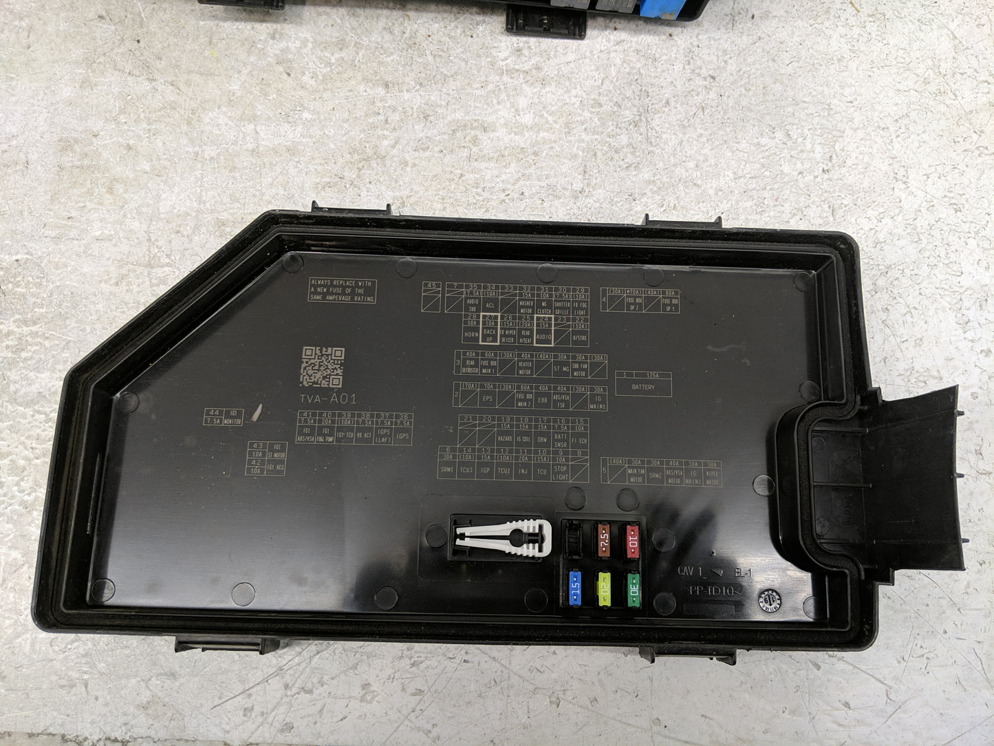 2018-2020 Honda Accord Fusebox Fuse Box Panel Relay Module P/N:7470-5367 50-TVA-A010 Fits Fits 2018 2019 2020 OEM Used Auto 
