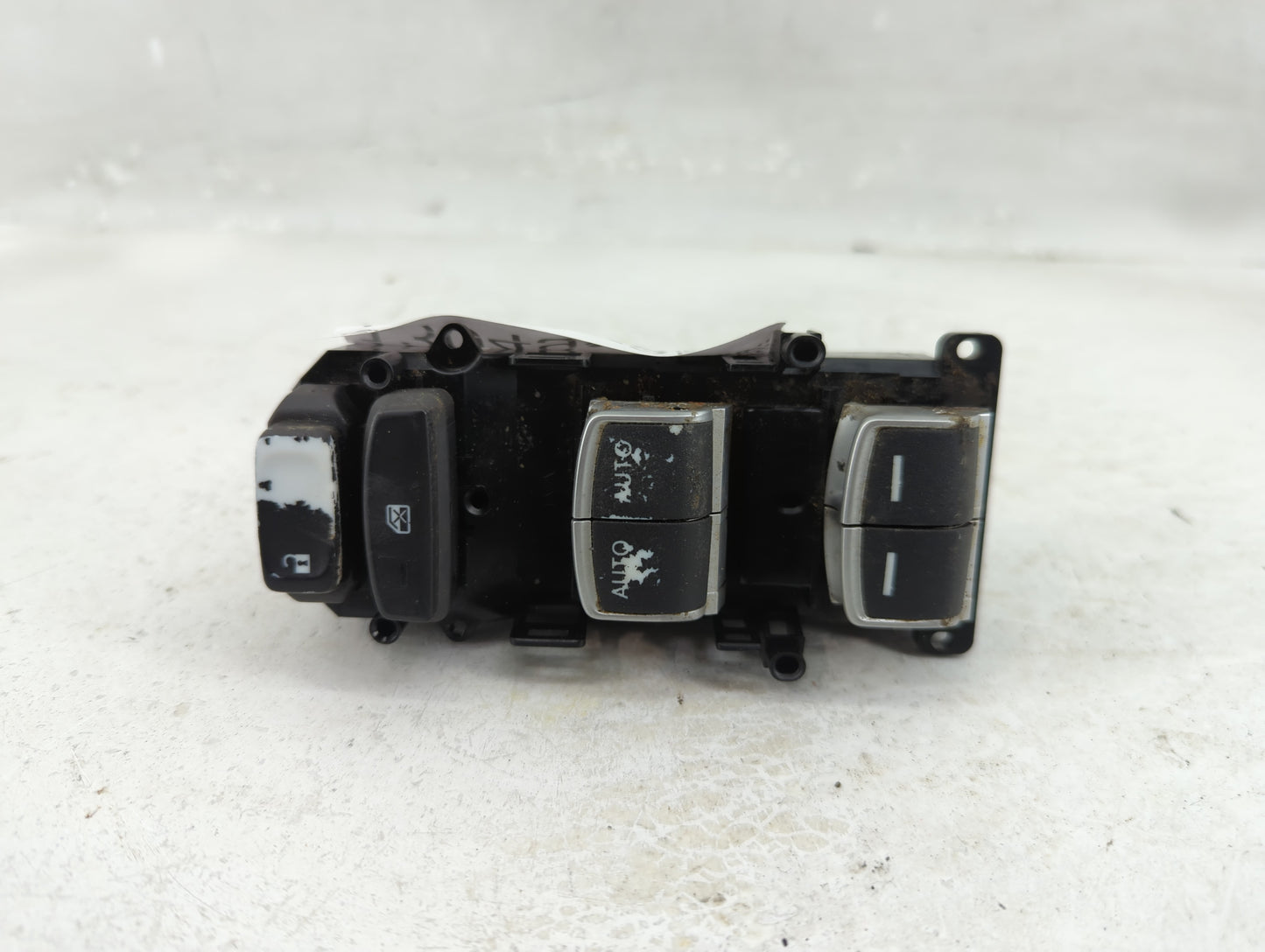 2018-2022 Honda Accord Master Power Window Switch Replacement Driver Side Left P/N:M64590 Fits Fits 2018 2019 2020 2021 2022