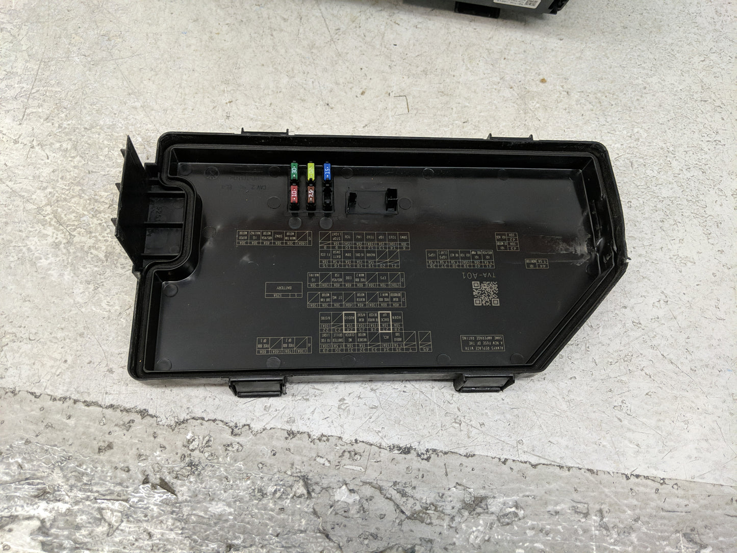 2018-2020 Honda Accord Fusebox Fuse Box Panel Relay Module Fits Fits 2018 2019 2020 OEM Used Auto Parts - Oemusedautoparts1.