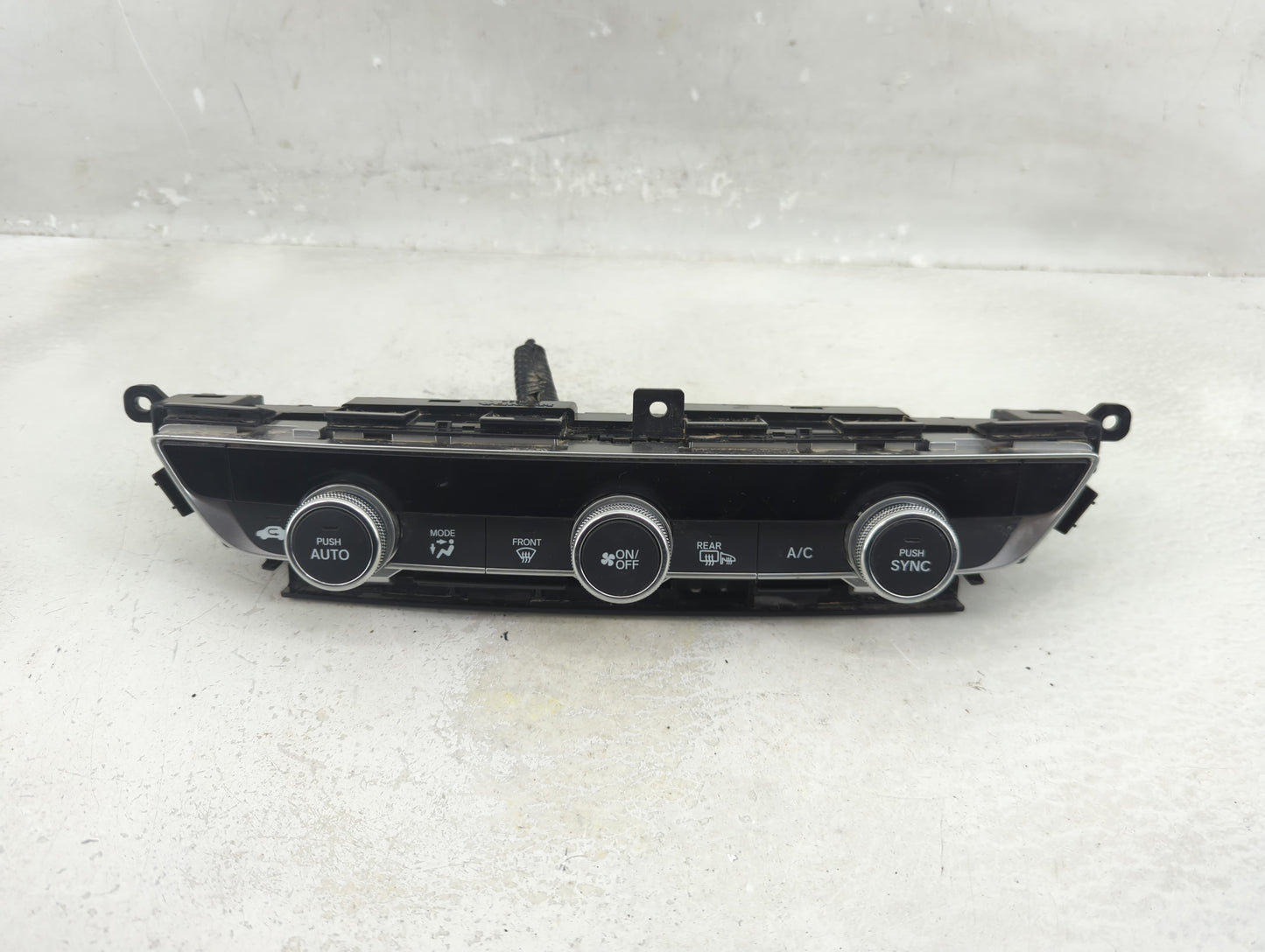 2018-2020 Honda Accord Climate Control Module Temperature AC/Heater Replacement P/N:79610TVAA316M1 Fits Fits 2018 2019 2020 