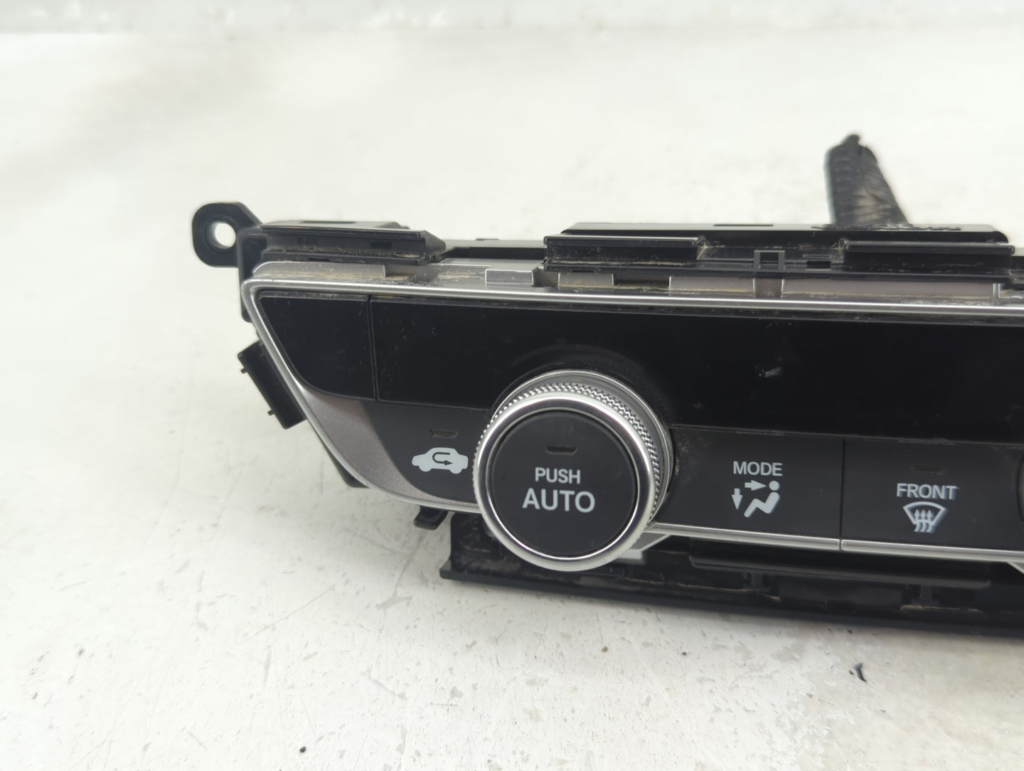 2018-2020 Honda Accord Climate Control Module Temperature AC/Heater Replacement P/N:79610TVAA316M1 Fits Fits 2018 2019 2020 