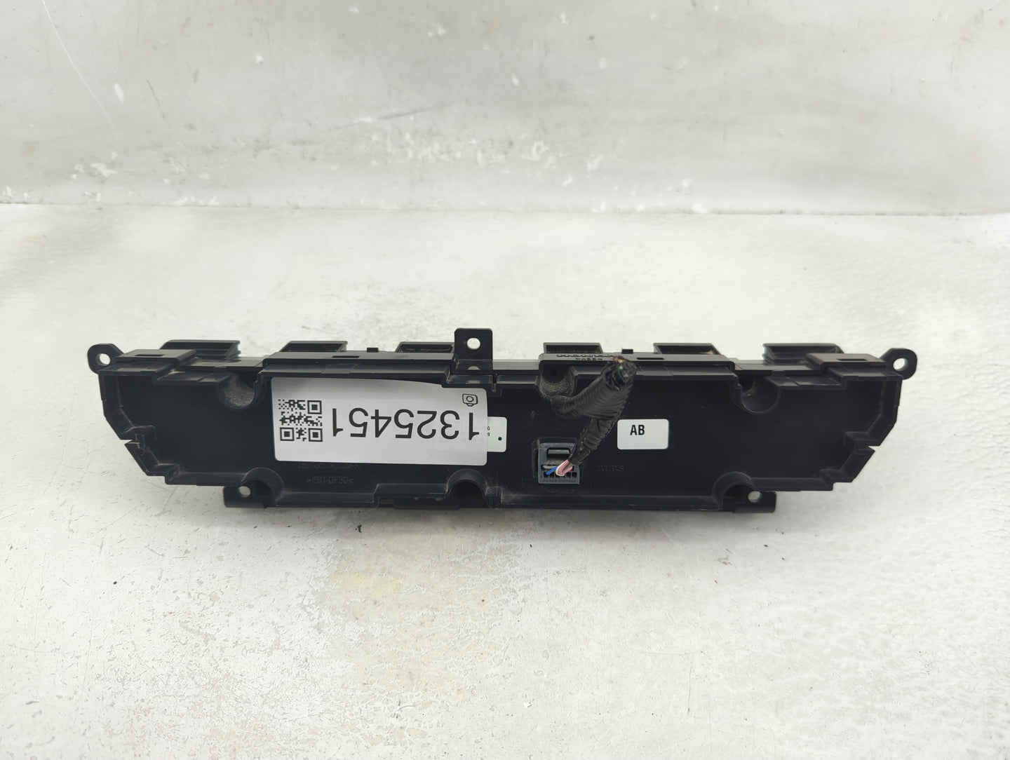 2018-2020 Honda Accord Climate Control Module Temperature AC/Heater Replacement P/N:79610TVAA316M1 Fits Fits 2018 2019 2020 
