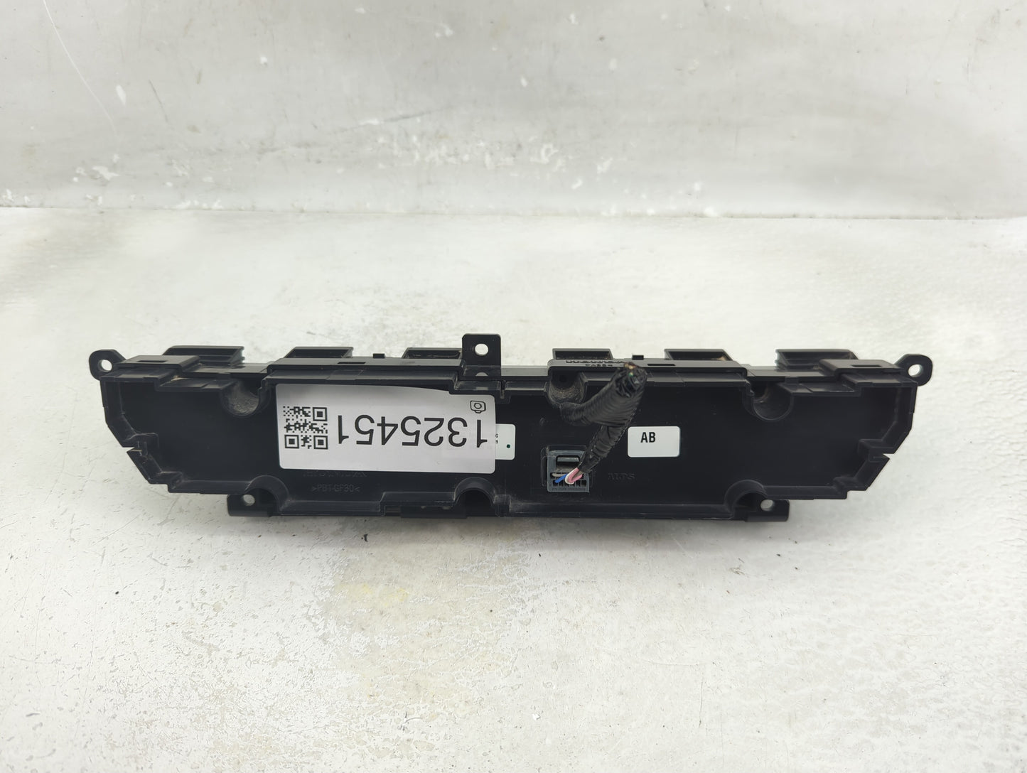 2018-2020 Honda Accord Climate Control Module Temperature AC/Heater Replacement P/N:79610TVAA316M1 Fits Fits 2018 2019 2020 