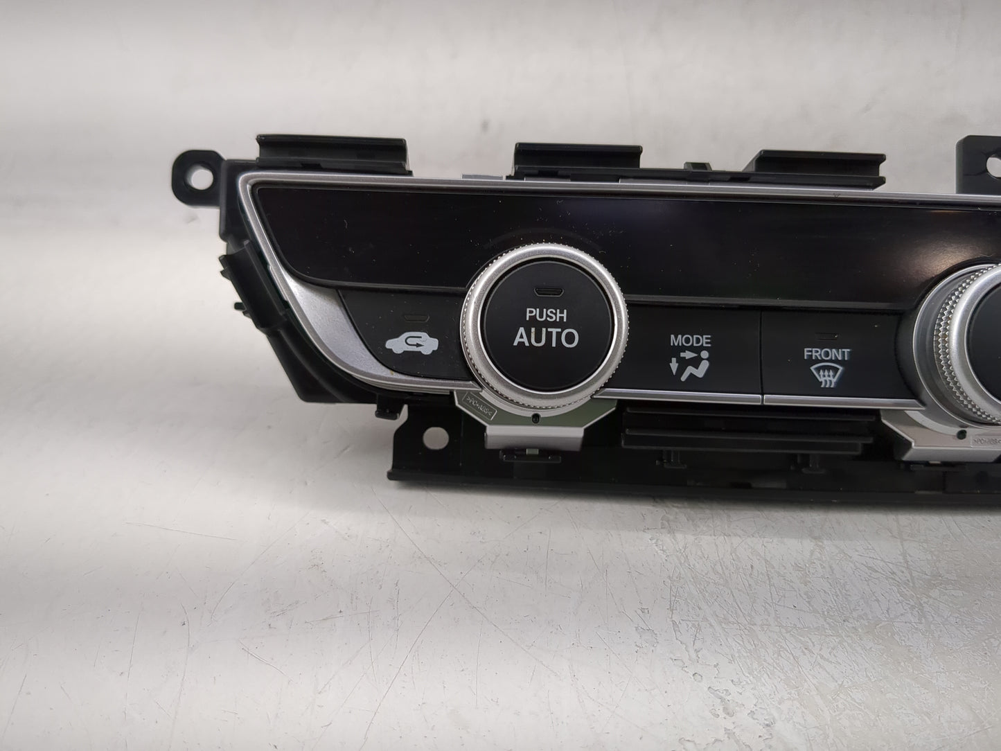 2018-2020 Honda Accord Climate Control Module Temperature AC/Heater Replacement P/N:79610TVAA016M1 Fits Fits 2018 2019 2020 