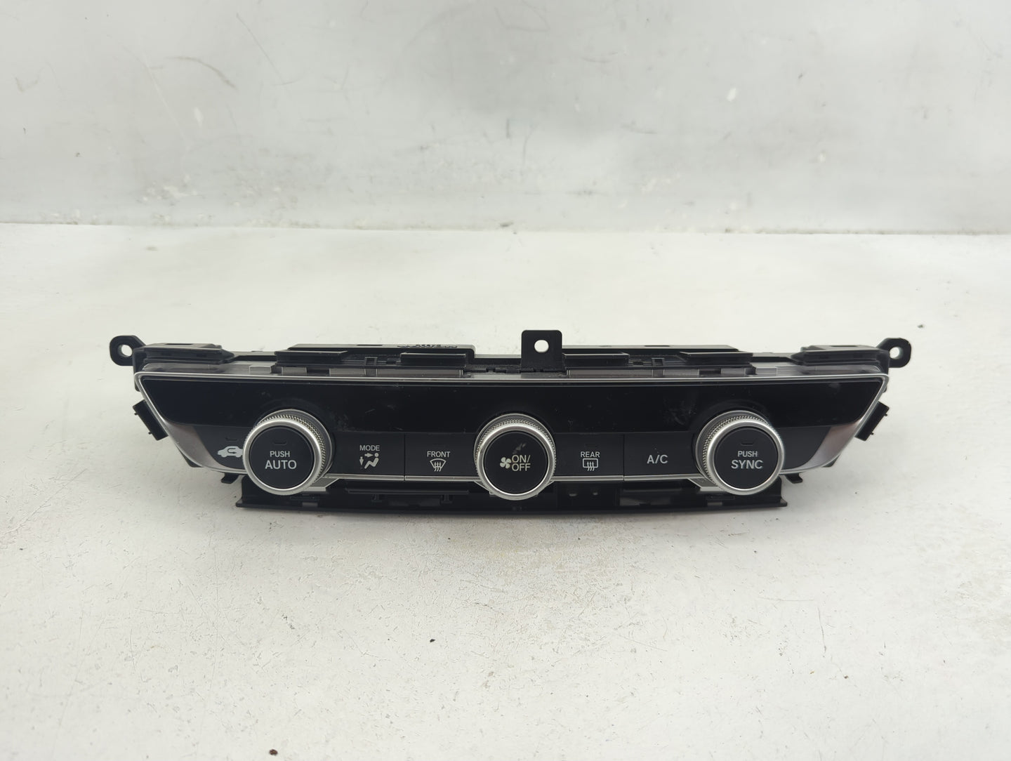 2018-2020 Honda Accord Climate Control Module Temperature AC/Heater Replacement P/N:79610TVAA016M1 Fits Fits 2018 2019 2020 