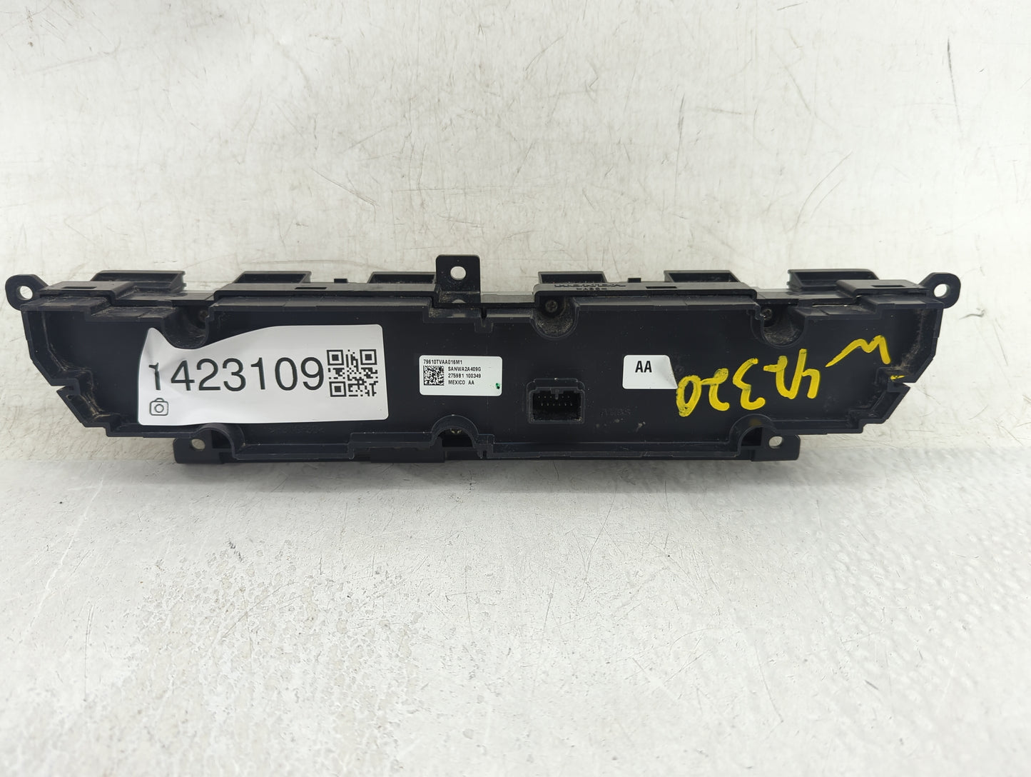 2018-2020 Honda Accord Climate Control Module Temperature AC/Heater Replacement P/N:79610TVAA016M1 Fits Fits 2018 2019 2020 