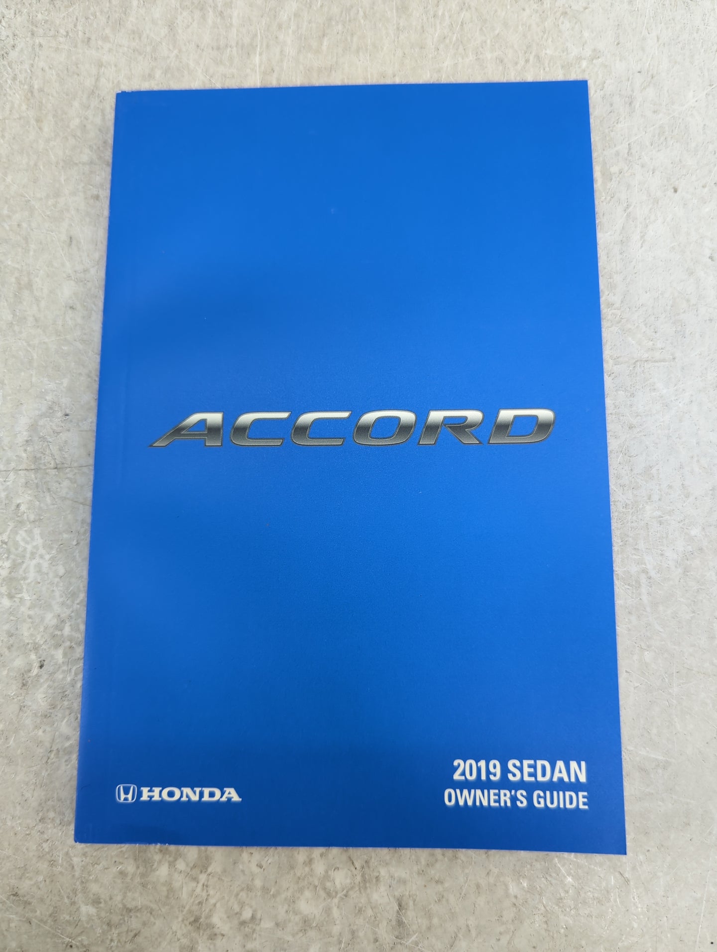 2019 Honda Accord Owners Manual Book Guide P/N:00X31-TVA-G100 OEM Used Auto Parts - Oemusedautoparts1.com