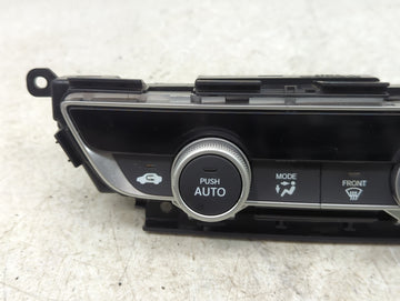 2018-2020 Honda Accord Climate Control Module Temperature AC/Heater Replacement P/N:79610TVAA016M1 Fits Fits 2018 2019 2020 OEM Used Auto Parts
