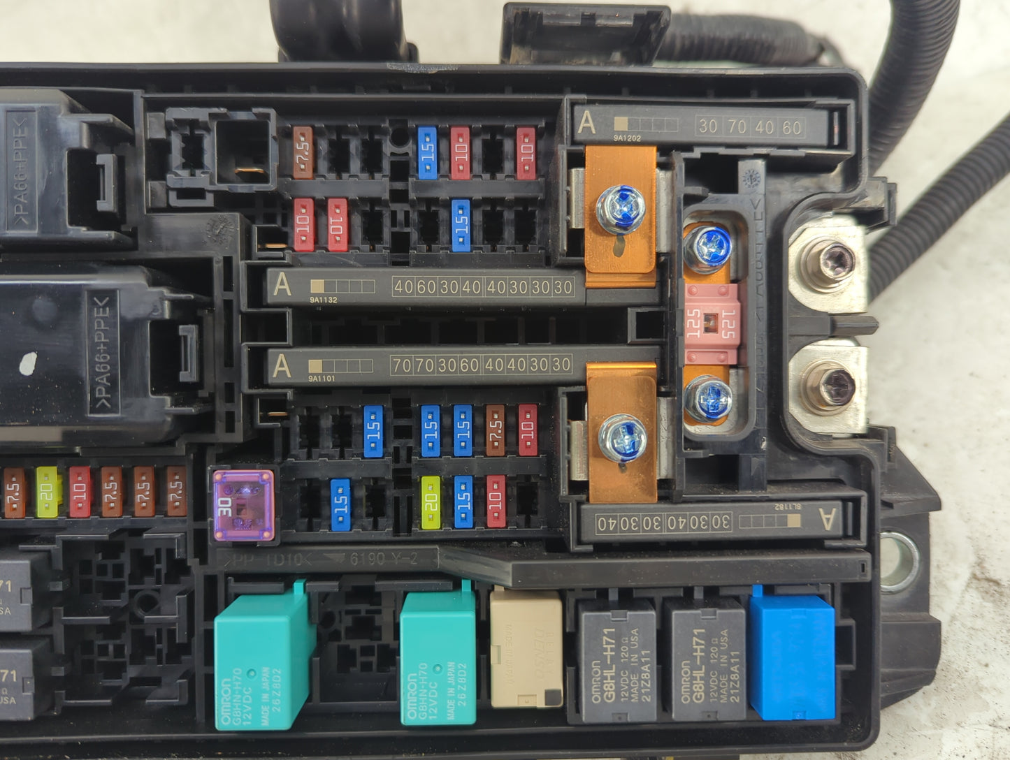 2018-2020 Honda Accord Fusebox Fuse Box Panel Relay Module P/N:50-TUA-A010 7470-5367-E, 30-TUA-A011 Fits Fits 2018 2019 2020