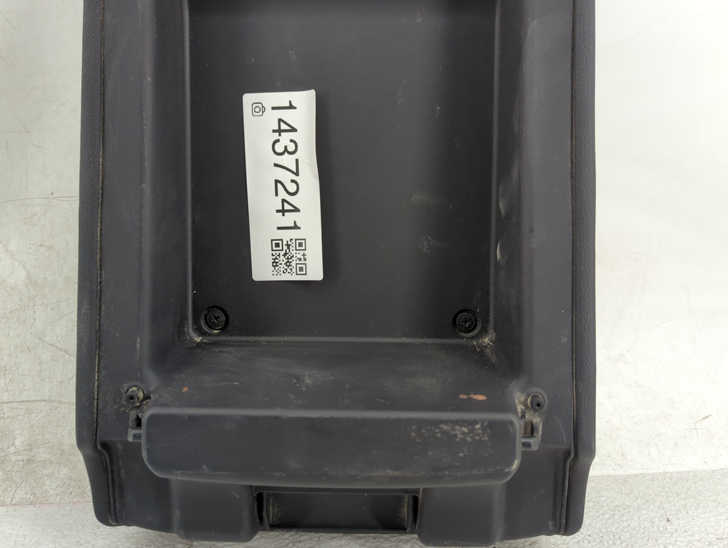2019 Honda Accord Center Console Armrest Cover Lid Fits OEM Used Auto Parts - Oemusedautoparts1.com