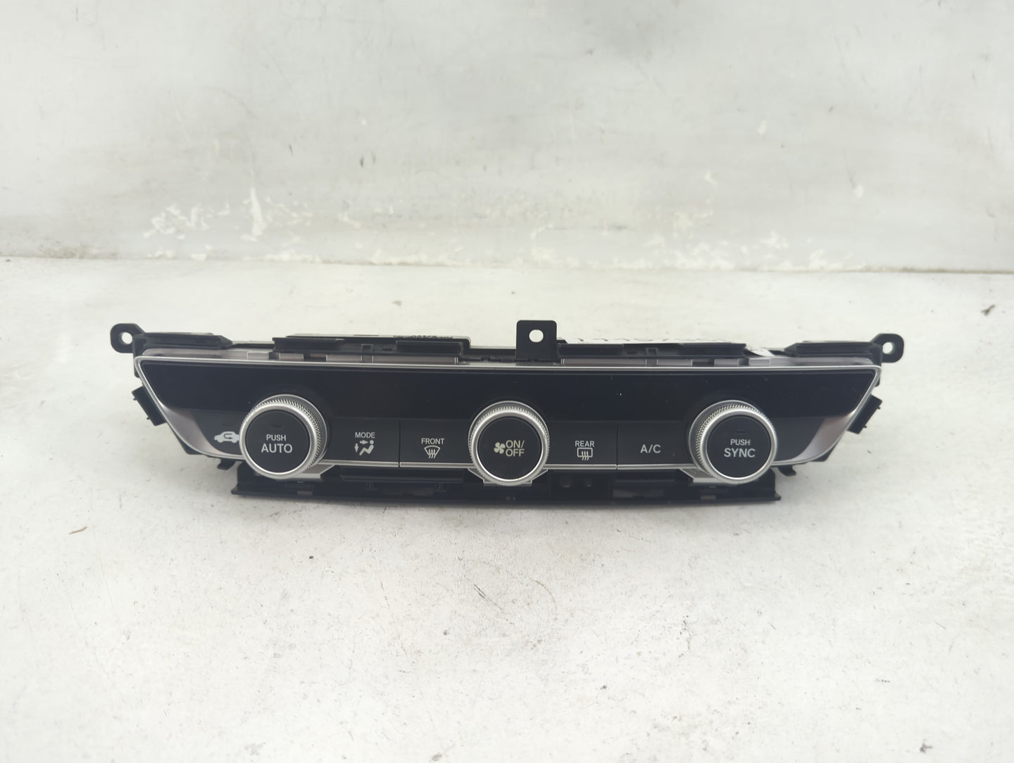 2018-2020 Honda Accord Climate Control Module Temperature AC/Heater Replacement P/N:79610TVAA016M1 Fits Fits 2018 2019 2020 