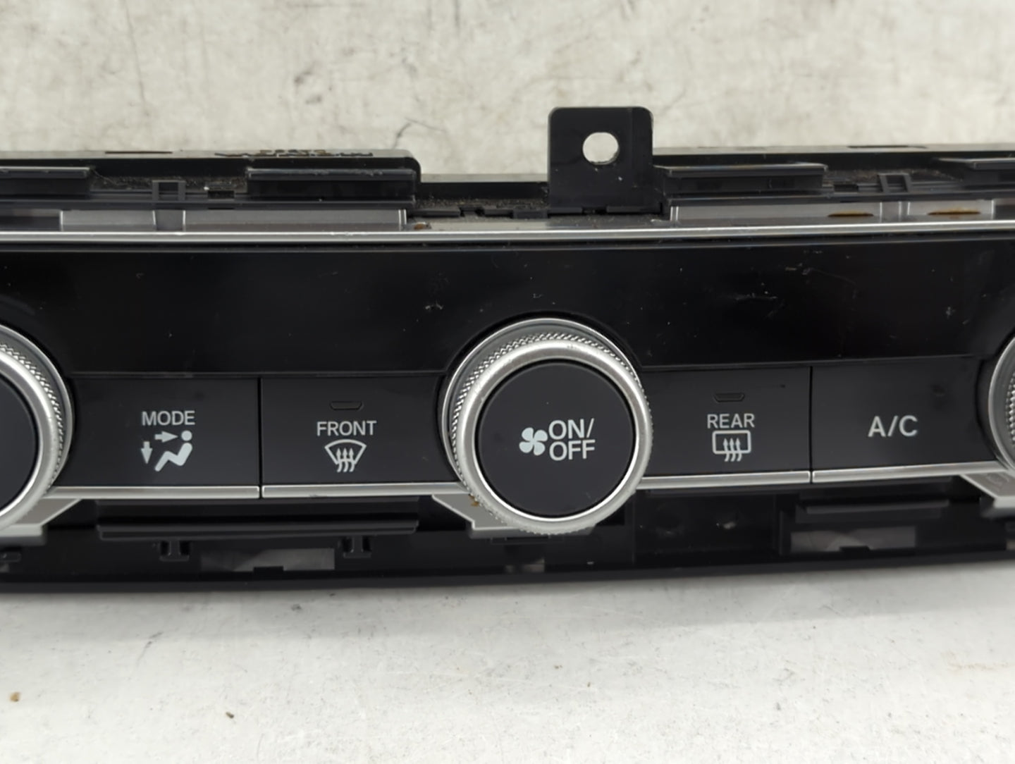 2018-2020 Honda Accord Climate Control Module Temperature AC/Heater Replacement P/N:WA2A409G Fits Fits 2018 2019 2020 OEM Us
