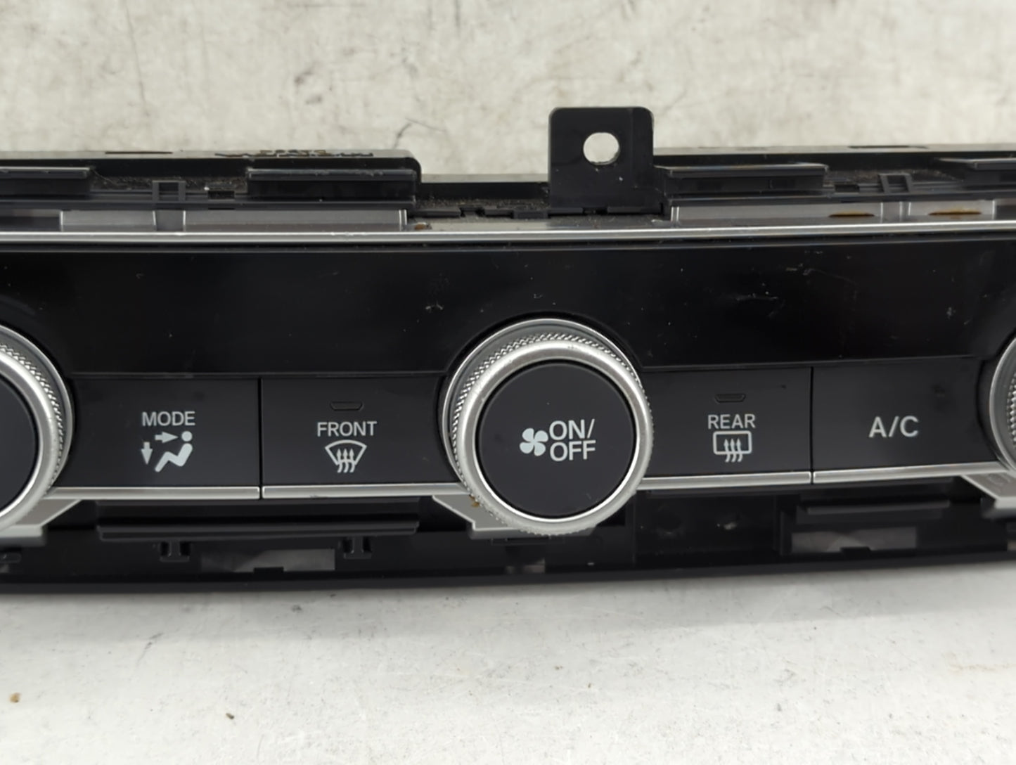 2018-2020 Honda Accord Climate Control Module Temperature AC/Heater Replacement P/N:WA2A409G Fits Fits 2018 2019 2020 OEM Us
