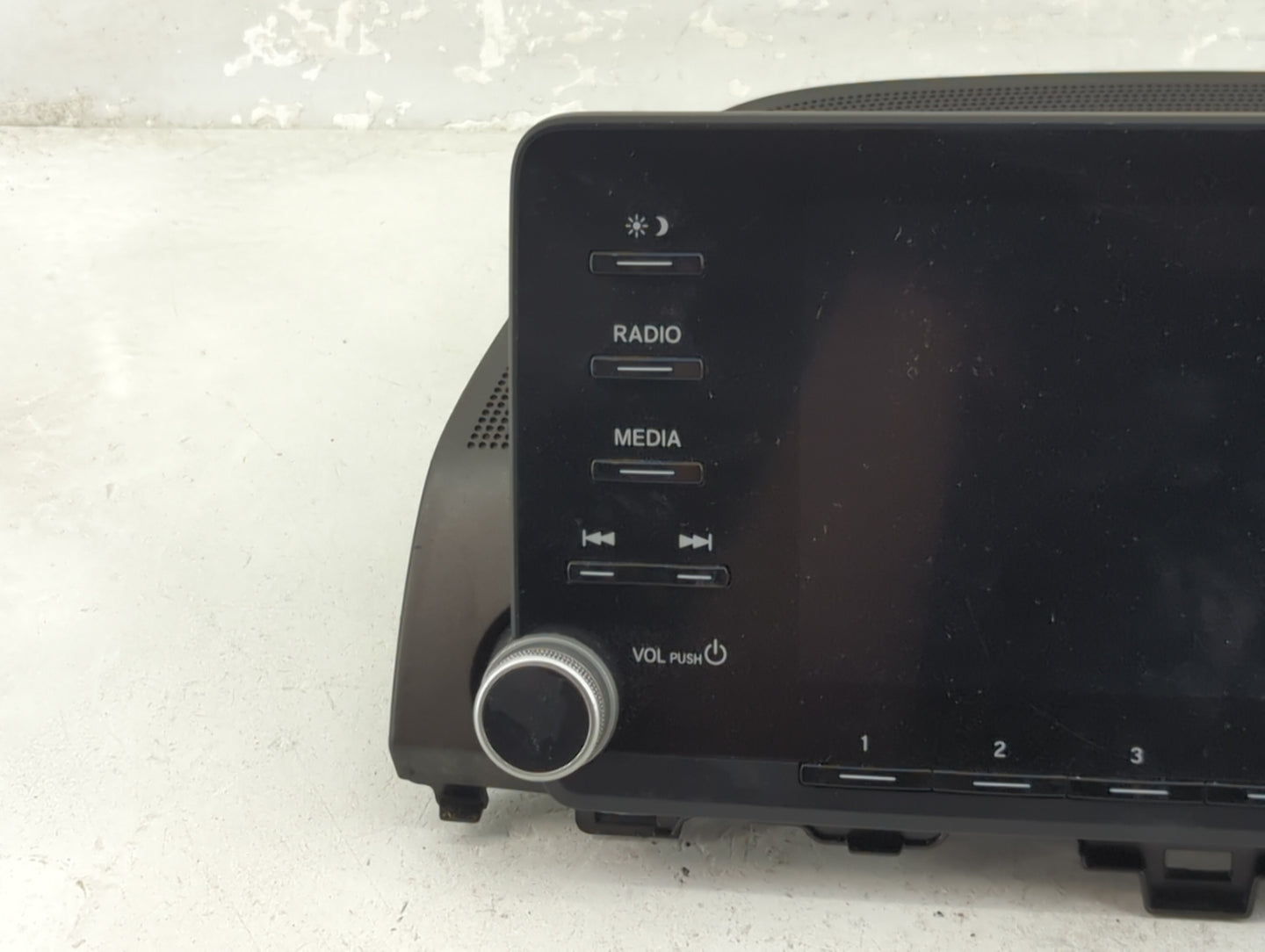 2018-2020 Honda Accord Radio AM FM Cd Player Receiver Replacement Fits Fits 2018 2019 2020 OEM Used Auto Parts - Oemusedauto