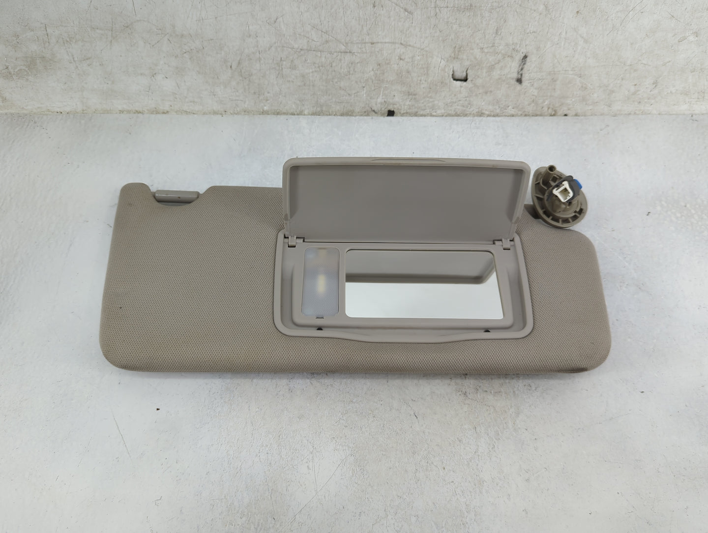 2018-2022 Honda Accord Sun Visor Shade Replacement Passenger Right Mirror Fits Fits 2018 2019 2020 2021 2022 OEM Used Auto P