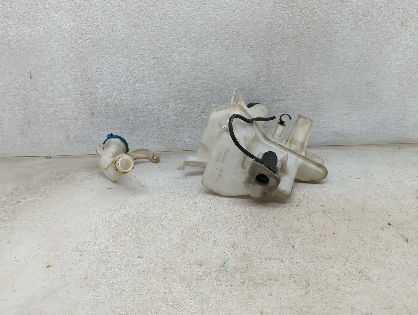 2018-2022 Honda Accord Windshield Washer Fluid Reservoir Bottle Oem 1474147 - Oemusedautoparts1.com