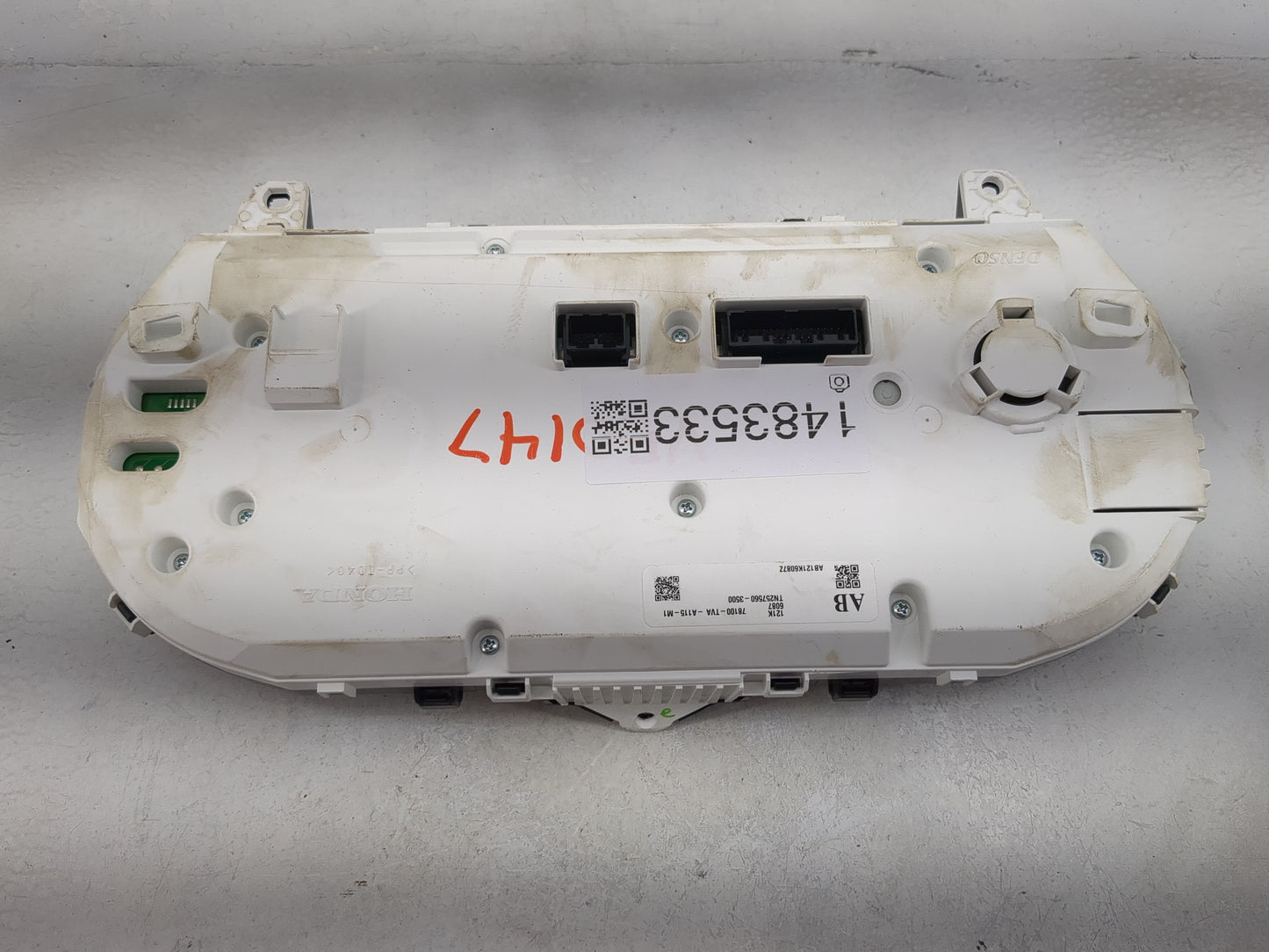 2018-2020 Honda Accord Instrument Cluster Speedometer Gauges P/N:78100-TVA-A115-M1 TN257560-3500 Miles: Fits Fits 2018 2019 