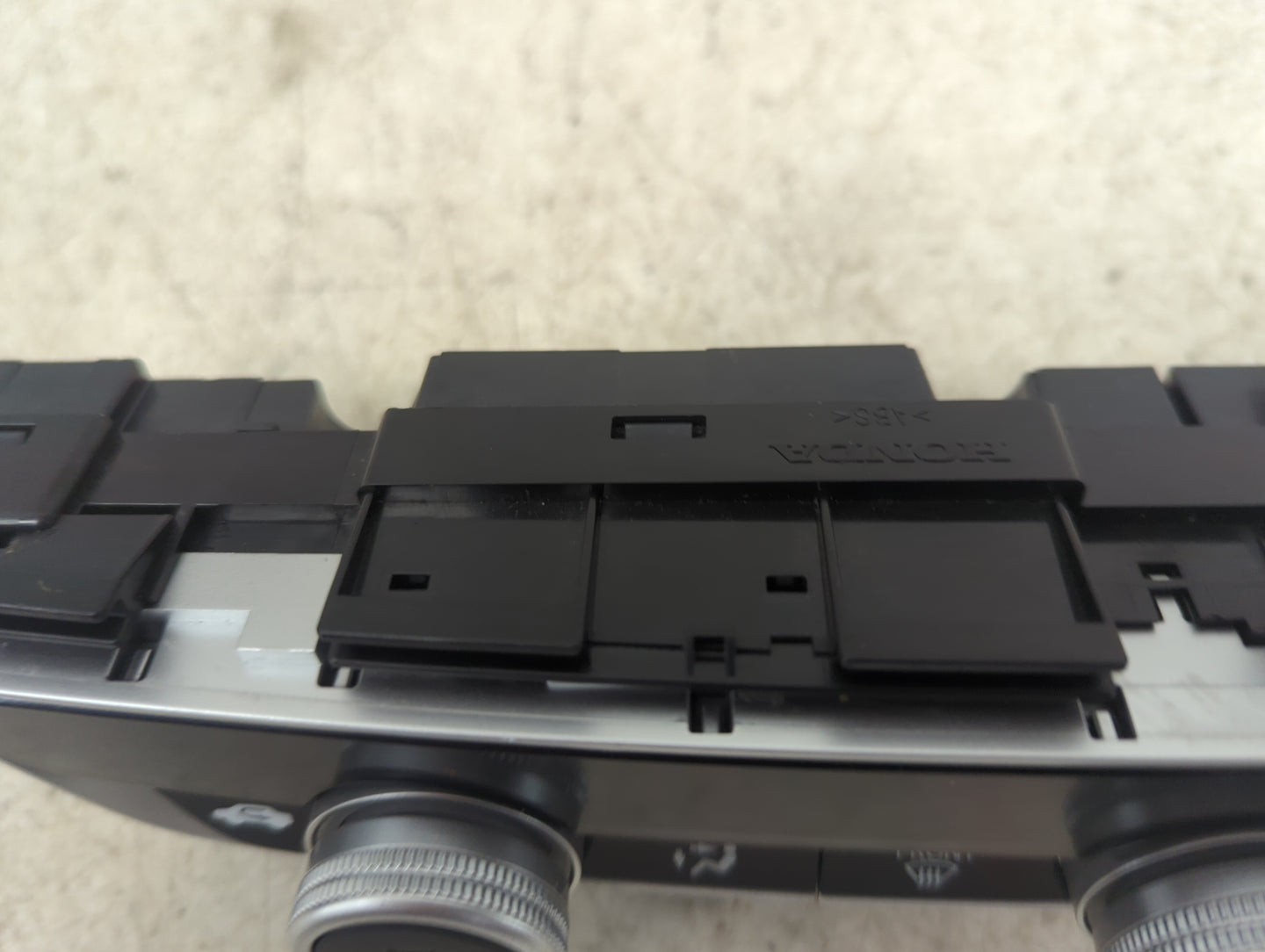 2018-2020 Honda Accord Climate Control Module Temperature AC/Heater Replacement P/N:79610TVAA016M1 SANWA2A409G Fits OEM Used