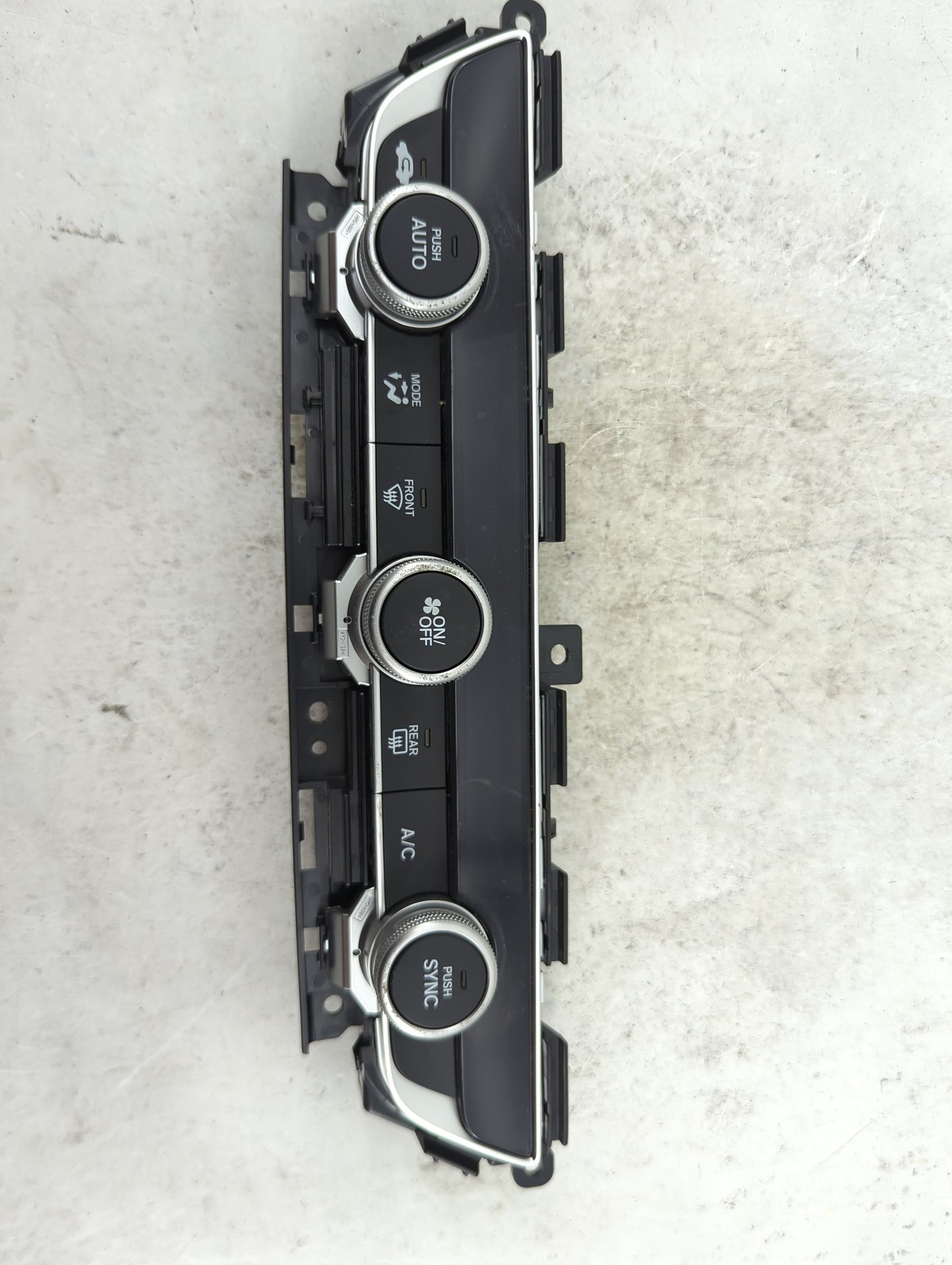 2018-2020 Honda Accord Climate Control Module Temperature AC/Heater Replacement Fits Fits 2018 2019 2020 OEM Used Auto Parts