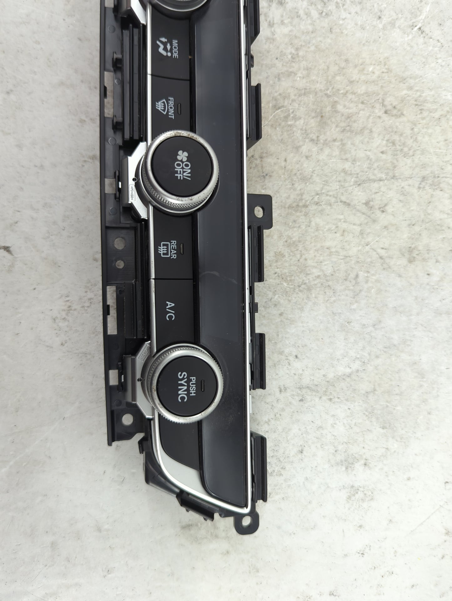 2018-2020 Honda Accord Climate Control Module Temperature AC/Heater Replacement Fits Fits 2018 2019 2020 OEM Used Auto Parts