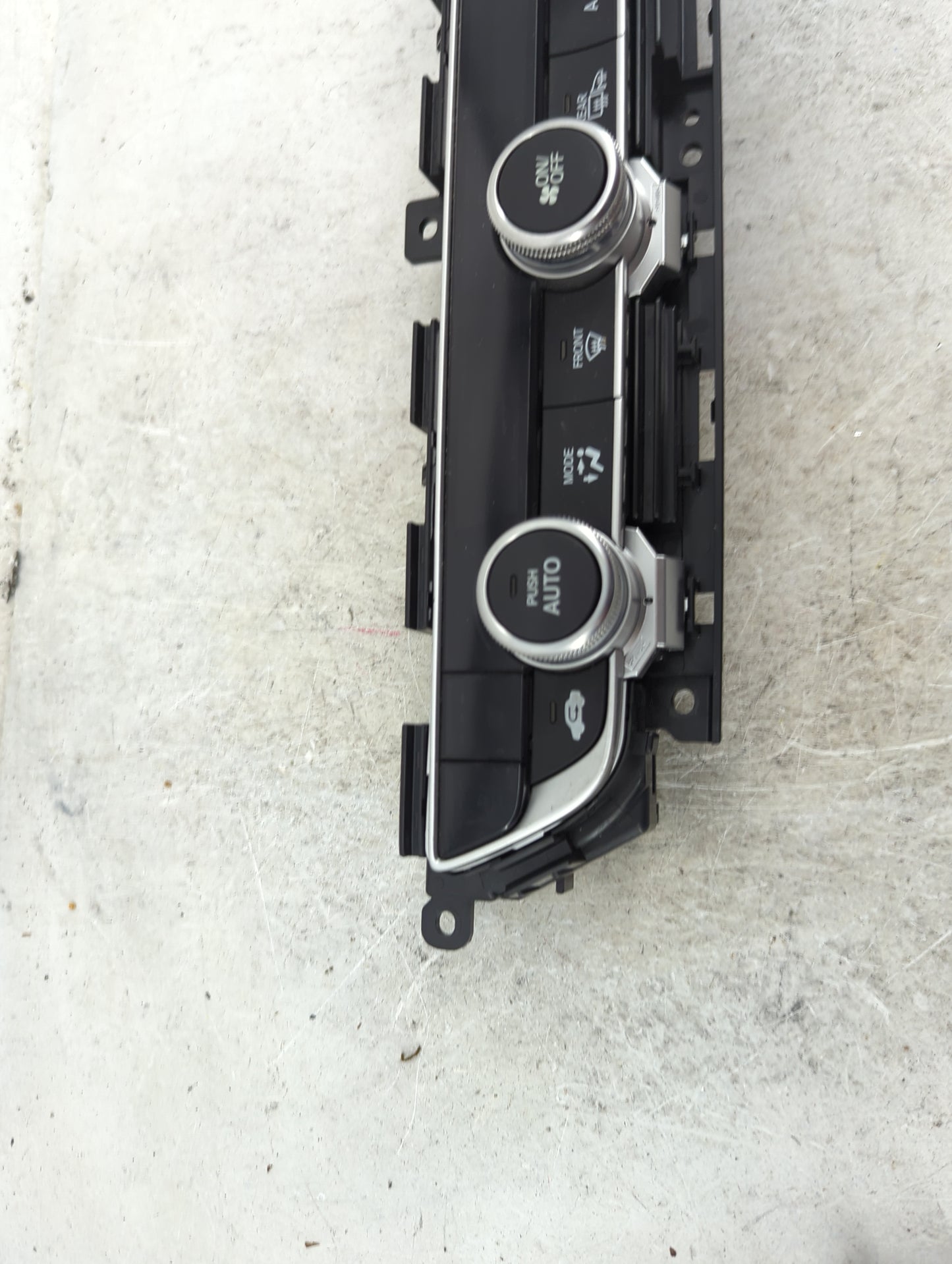 2018-2022 Honda Accord Climate Control Module Temperature AC/Heater Replacement P/N:79610TVAA516M1 SANWA2A415G Fits OEM Used