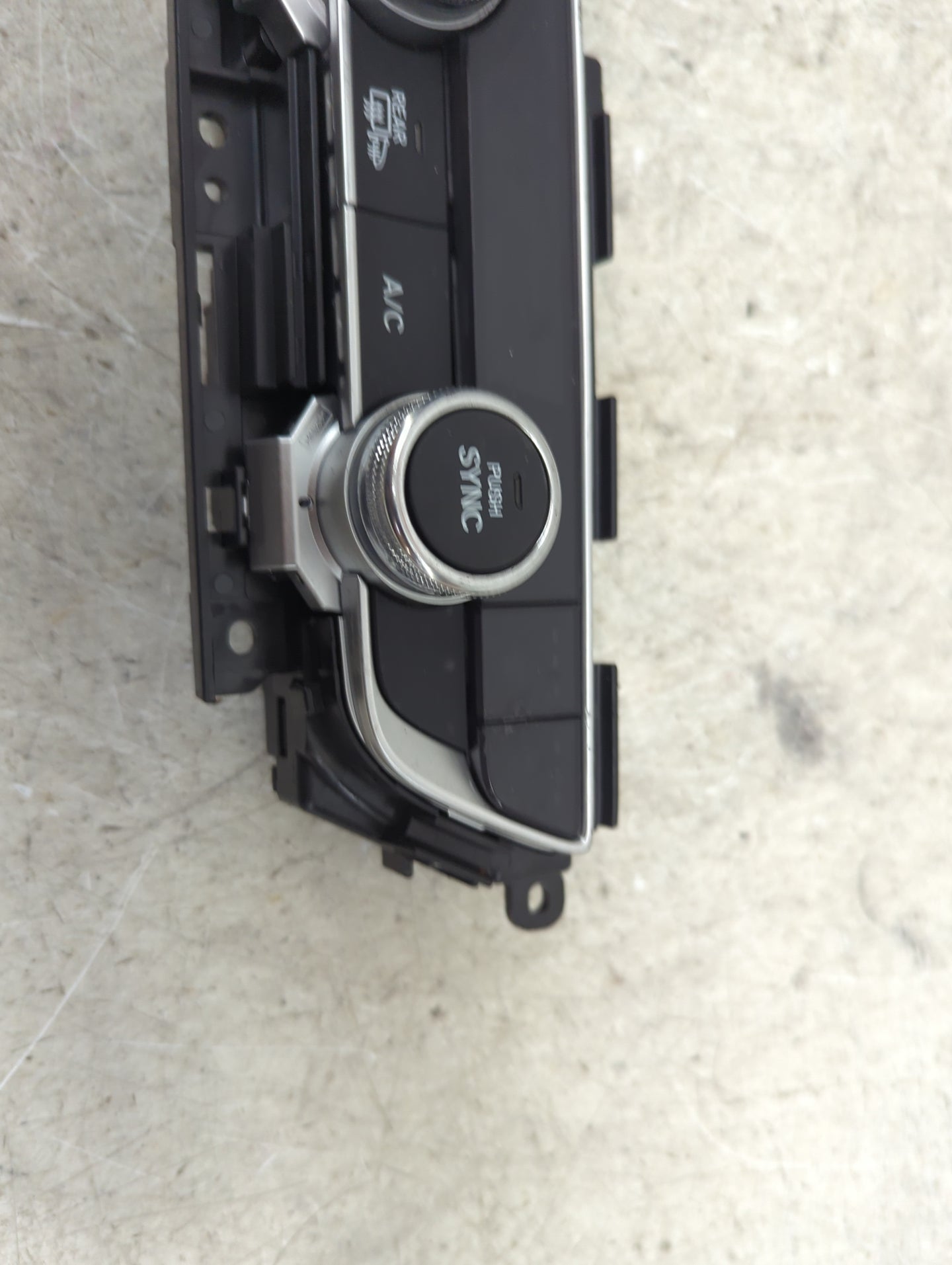 2018-2022 Honda Accord Climate Control Module Temperature AC/Heater Replacement P/N:79610TVAA516M1 5ANWA24156 Fits OEM Used 