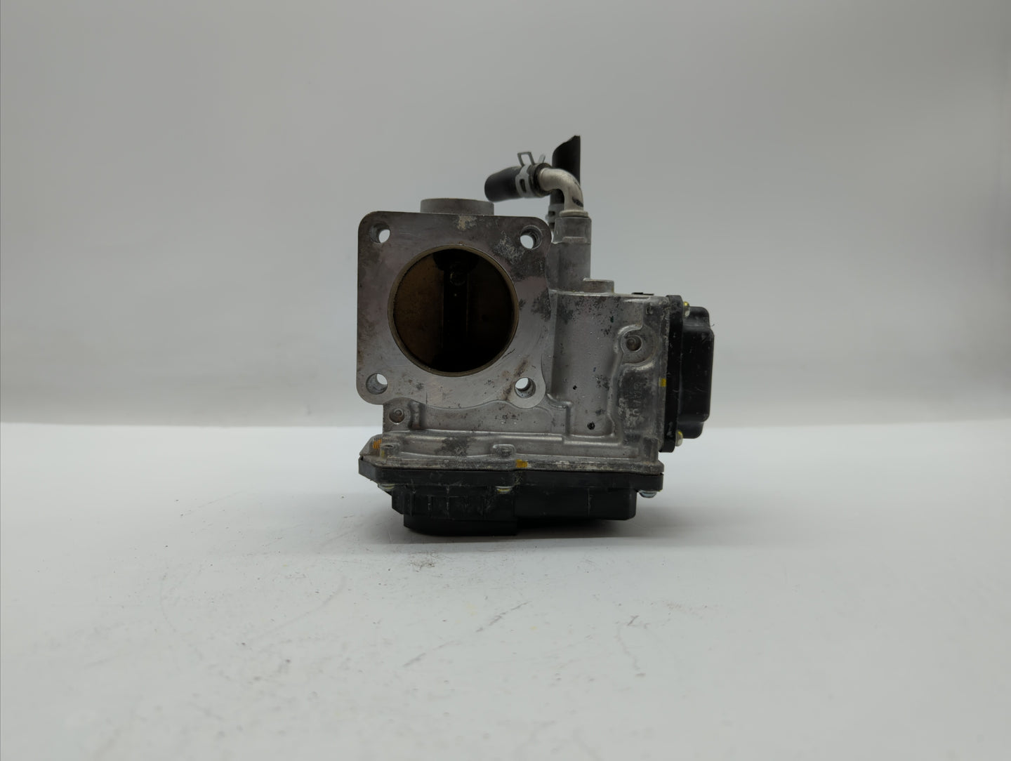 2018-2019 Honda Accord Throttle Body P/N:GMG9A Fits Fits 2016 2017 2018 2019 OEM Used Auto Parts - Oemusedautoparts1.com