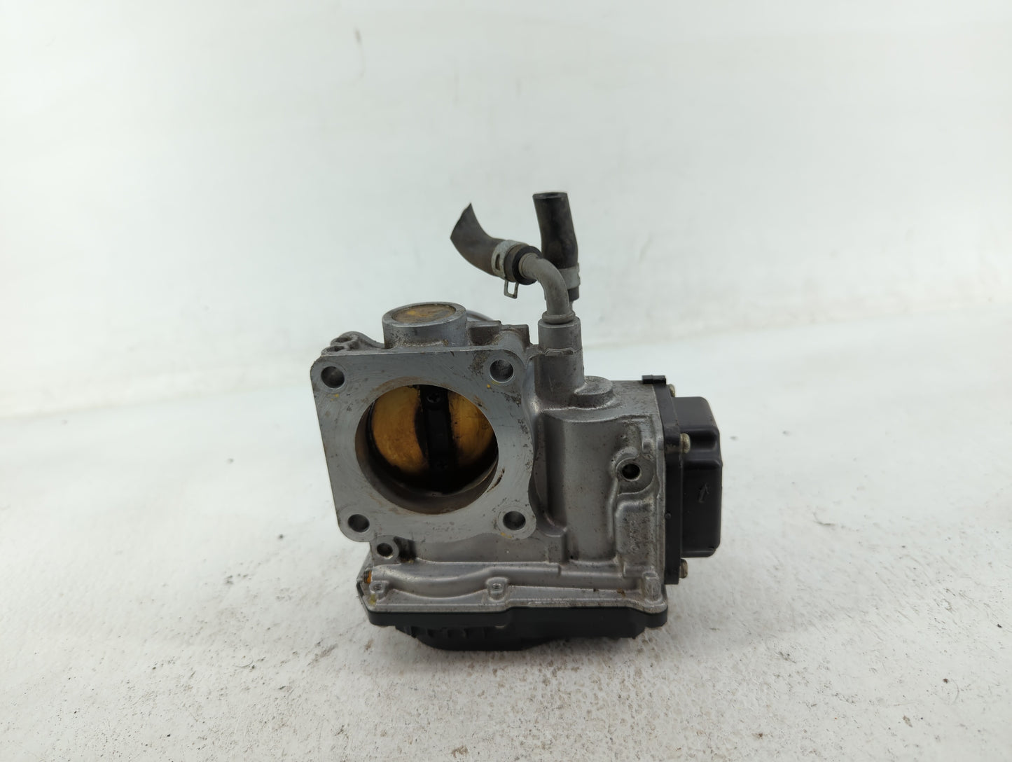 2018-2022 Honda Accord Throttle Body P/N:GMG9A Fits Fits 2016 2017 2018 2019 2020 2021 2022 OEM Used Auto Parts - Oemusedaut
