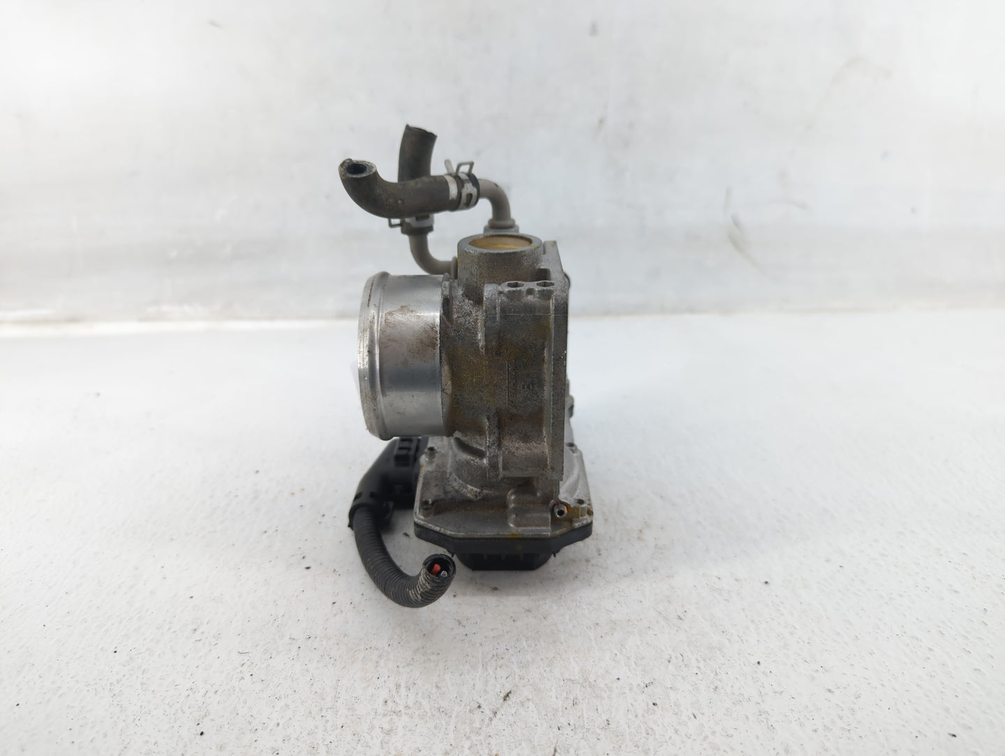 2018-2022 Honda Accord Throttle Body P/N:GMG9A M90108 Fits Fits 2016 2017 2018 2019 2020 2021 2022 OEM Used Auto Parts - Oem
