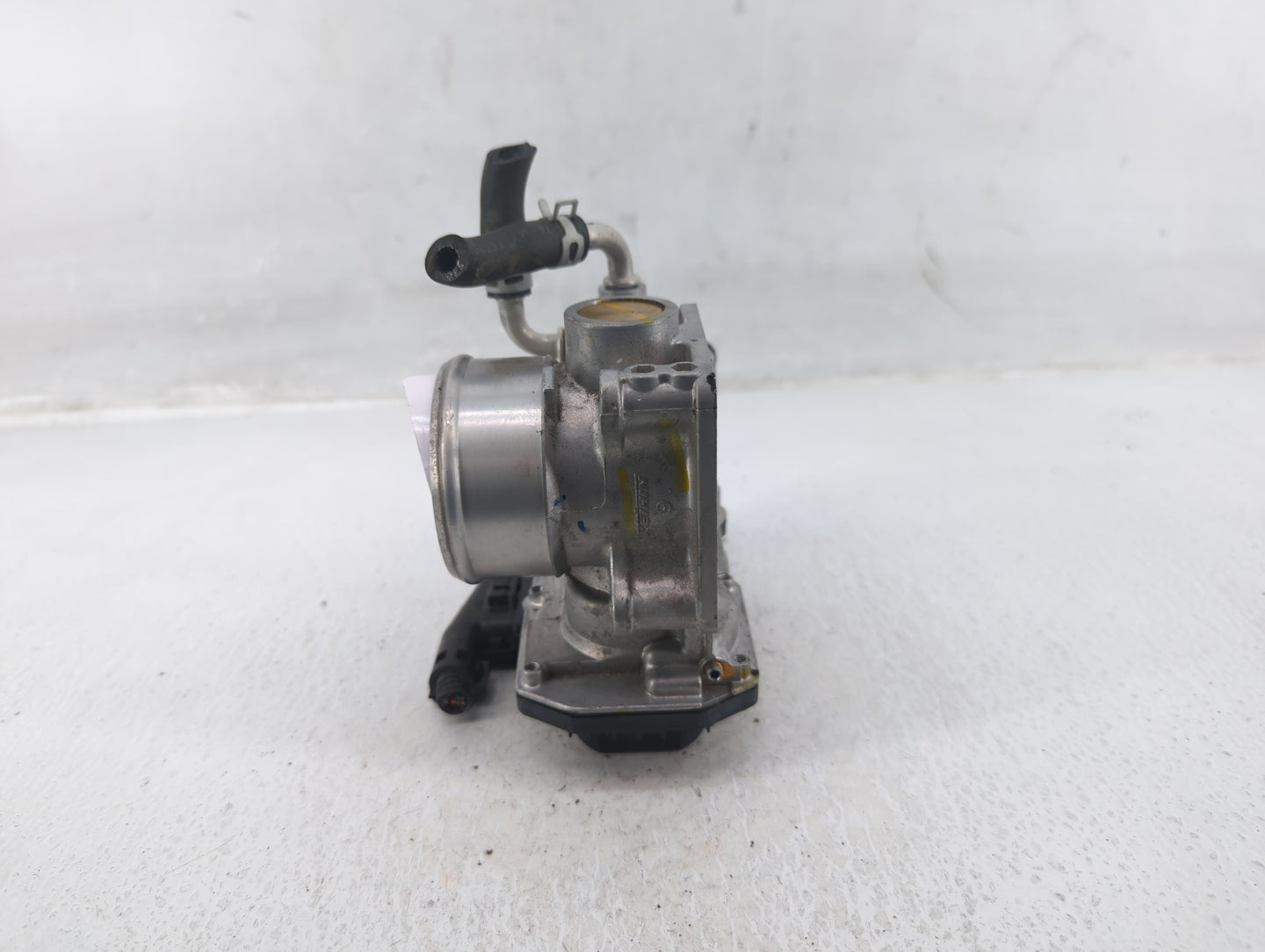 2018-2022 Honda Accord Throttle Body P/N:GMG9A M90606 Fits Fits 2016 2017 2018 2019 2020 2021 2022 OEM Used Auto Parts - Oem
