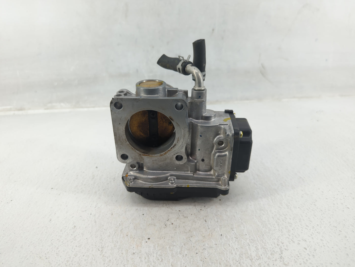 2018-2022 Honda Accord Throttle Body P/N:GMG9A M90606 Fits Fits 2016 2017 2018 2019 2020 2021 2022 OEM Used Auto Parts - Oem