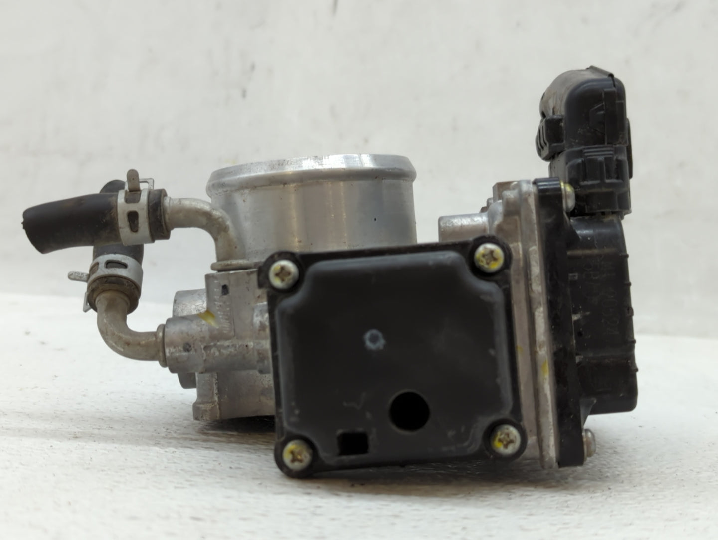 2018-2022 Honda Accord Throttle Body P/N:GMG9A M90605 Fits Fits 2016 2017 2018 2019 2020 2021 2022 OEM Used Auto Parts - Oem