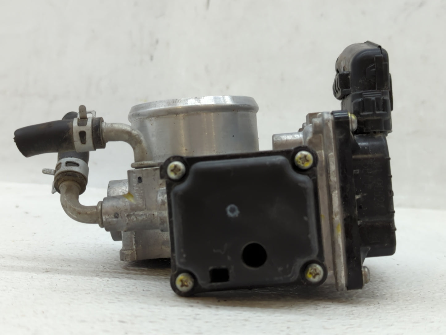 2018-2022 Honda Accord Throttle Body P/N:GMG9A M90605 Fits Fits 2016 2017 2018 2019 2020 2021 2022 OEM Used Auto Parts - Oem