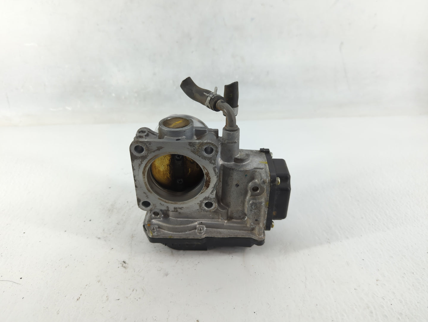2018-2022 Honda Accord Throttle Body P/N:217984 M90522, GMG9A Fits Fits 2016 2017 2018 2019 2020 2021 2022 OEM Used Auto Par