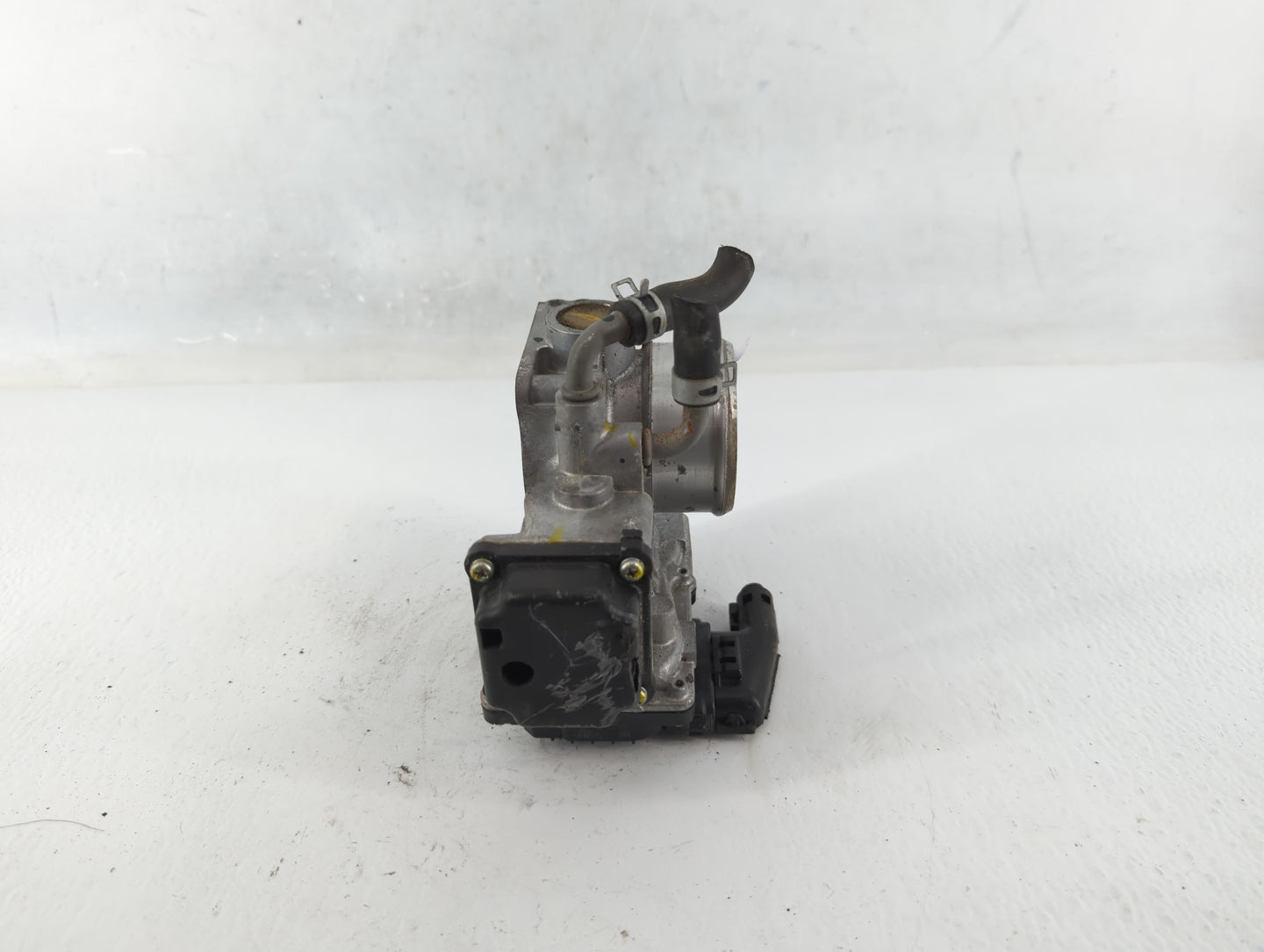2018-2022 Honda Accord Throttle Body P/N:217984 M90522, GMG9A Fits Fits 2016 2017 2018 2019 2020 2021 2022 OEM Used Auto Par