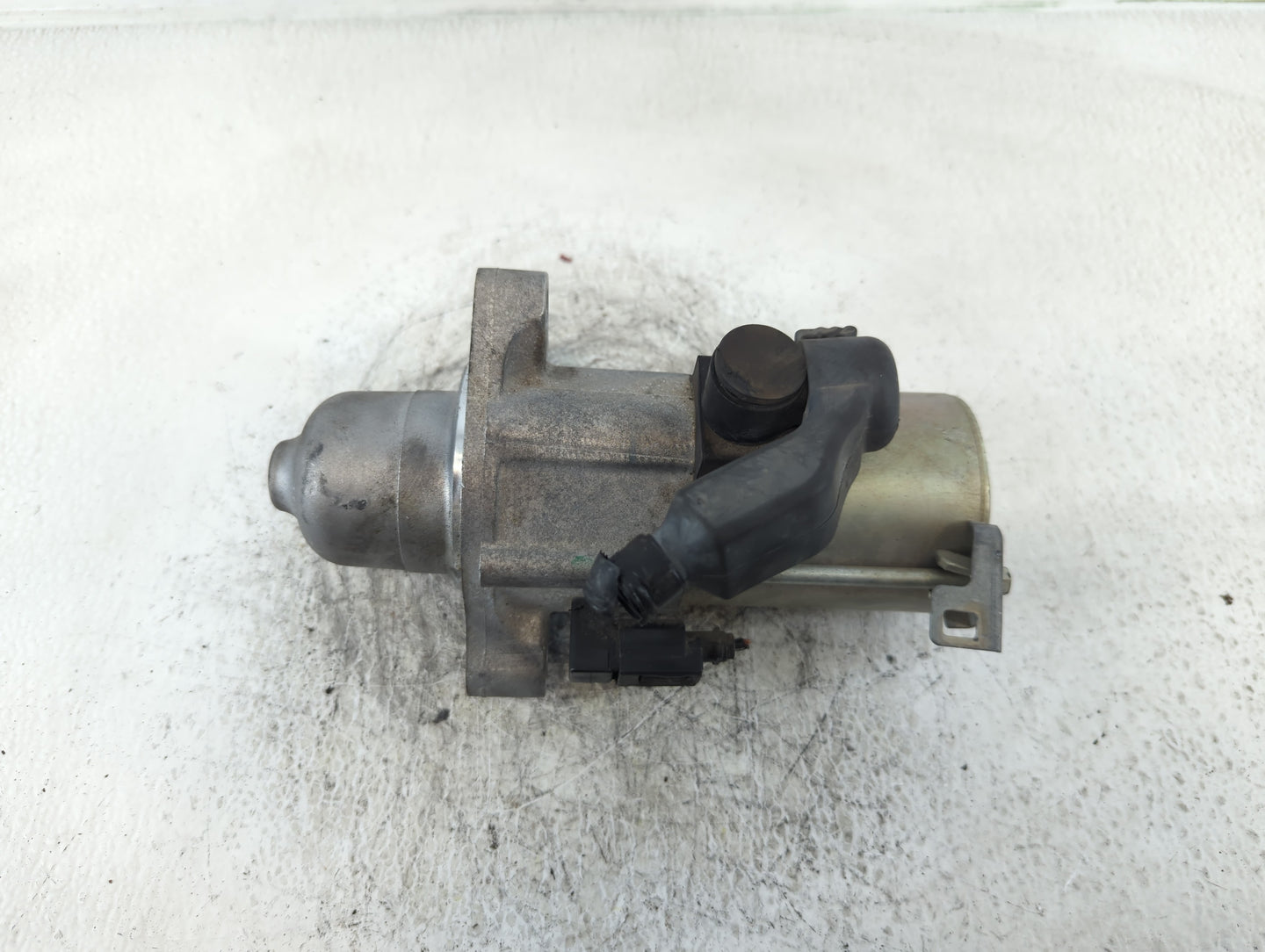 2018-2020 Honda Accord Car Starter Motor Solenoid OEM P/N:SM-75014 Fits Fits 2018 2019 2020 OEM Used Auto Parts - Oemusedaut