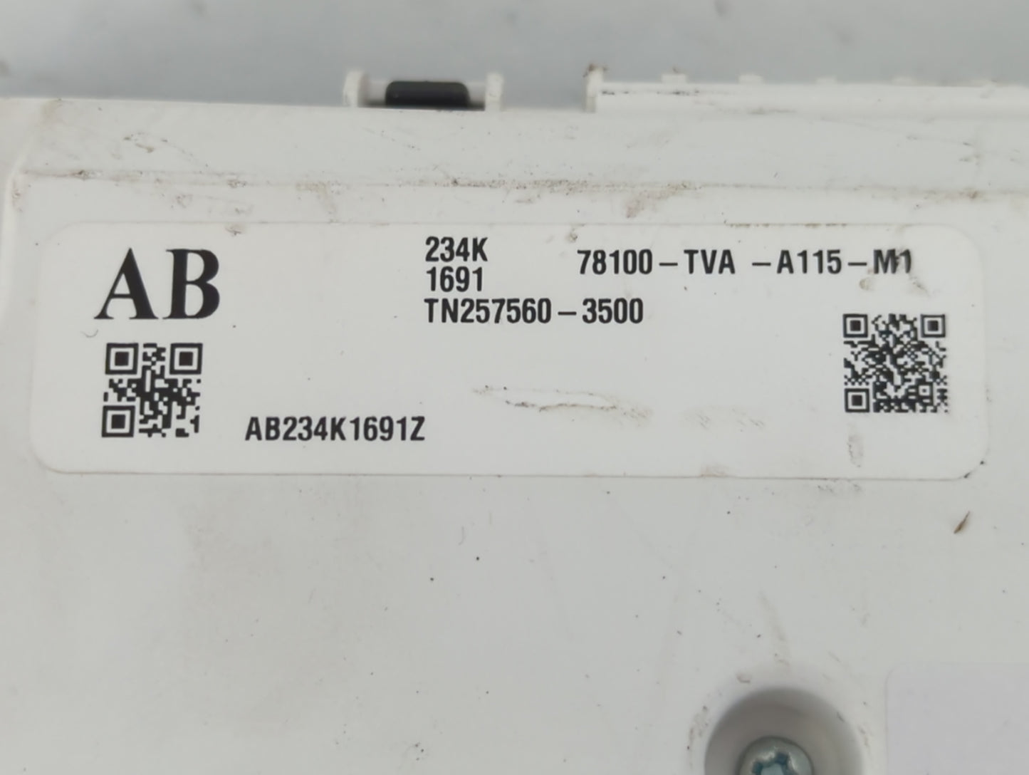 2018-2020 Honda Accord Instrument Cluster Speedometer Gauges P/N:TN257560-3500 78100-TVA-A115-M1 Fits Fits 2018 2019 2020 OE