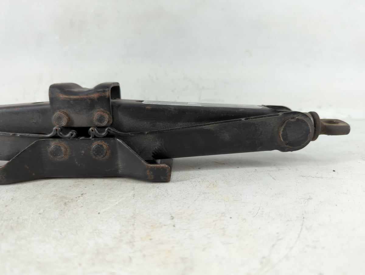 2019 Honda Accord Spare Scissor Car Jack - Oemusedautoparts1.com