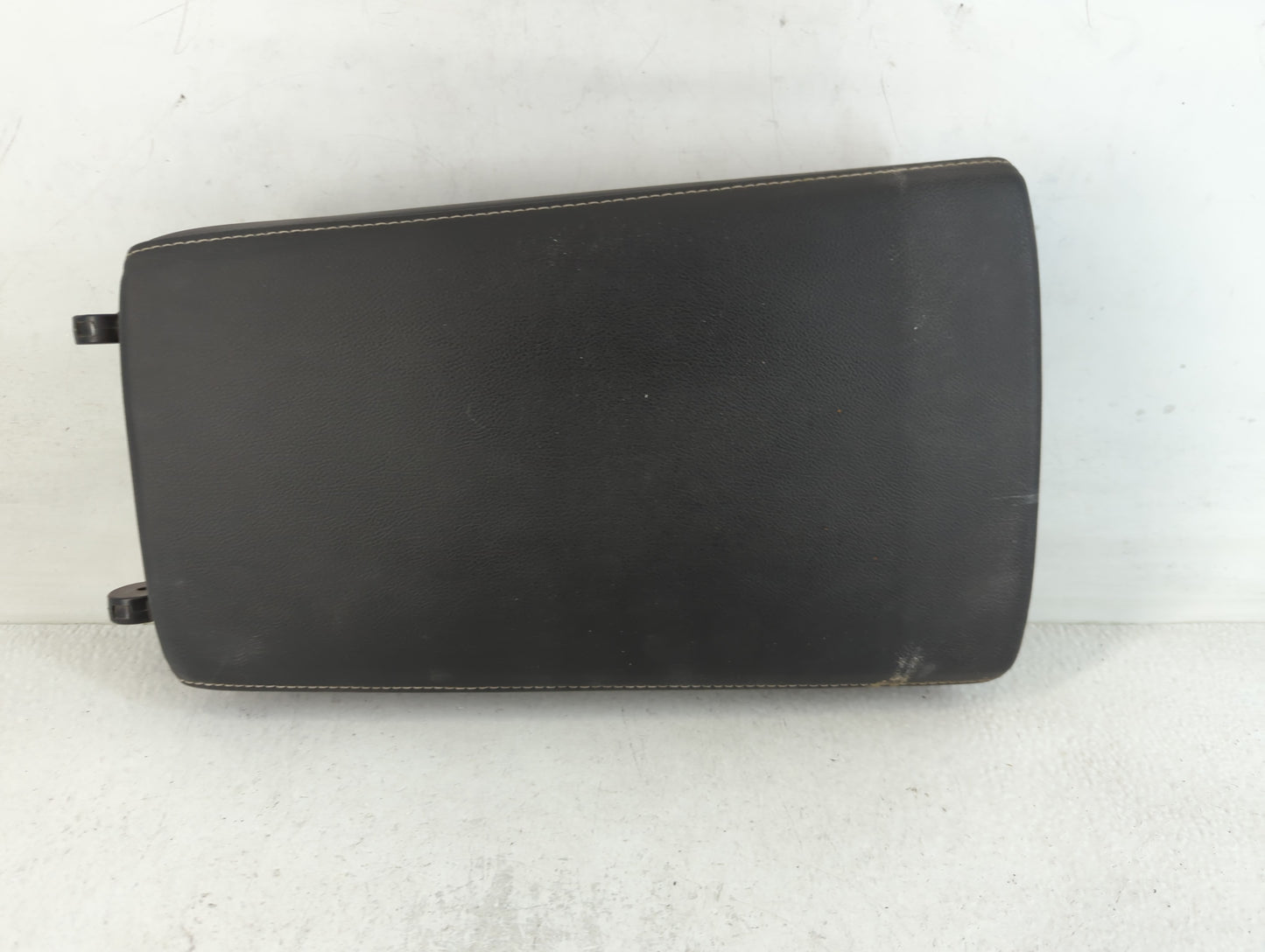 2019 Honda Accord Center Console Armrest Cover Lid Fits OEM Used Auto Parts - Oemusedautoparts1.com