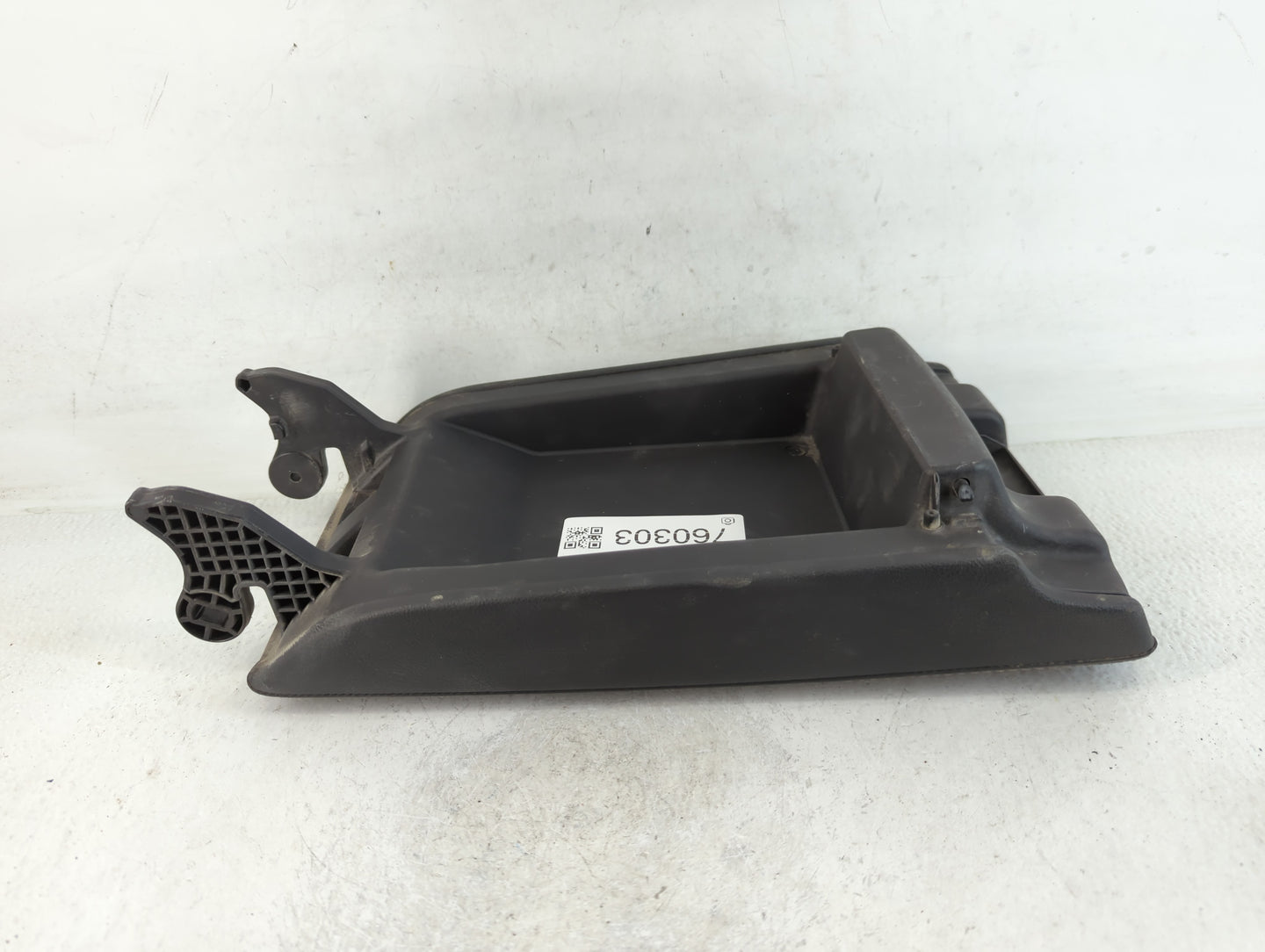 2019 Honda Accord Center Console Armrest Cover Lid Fits OEM Used Auto Parts - Oemusedautoparts1.com