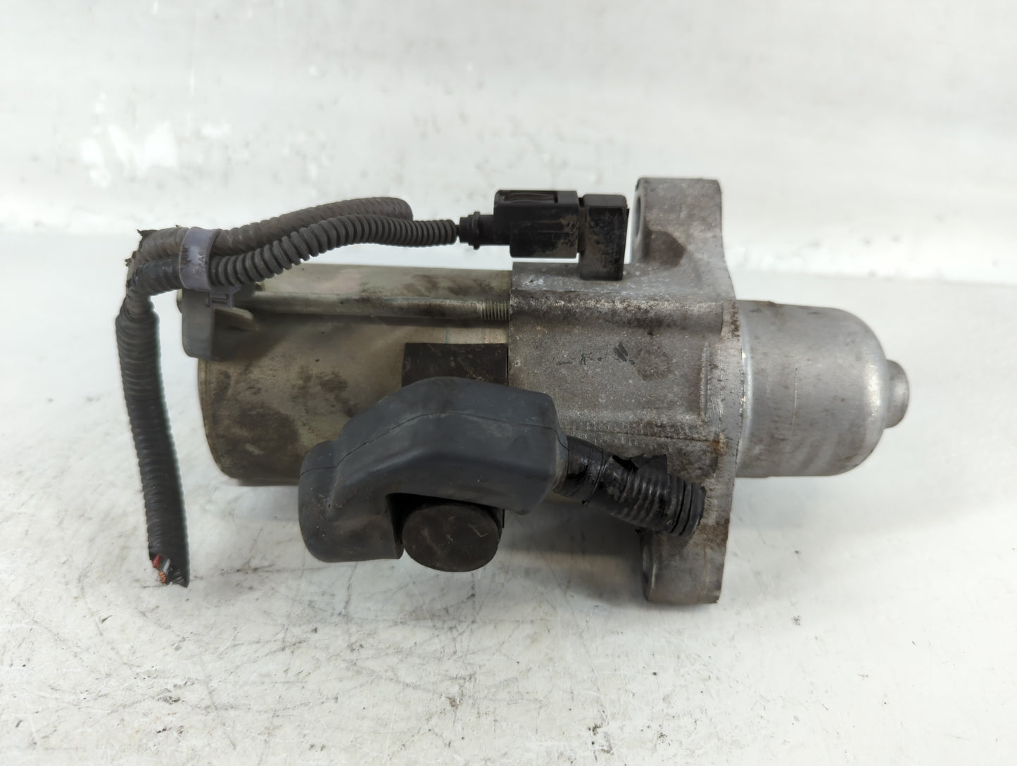 2018-2020 Honda Accord Car Starter Motor Solenoid OEM P/N:SM-75014 Fits Fits 2018 2019 2020 OEM Used Auto Parts - Oemusedaut