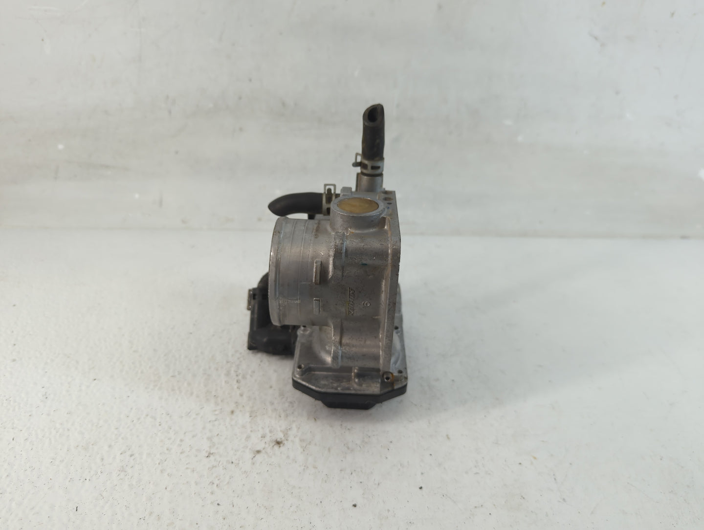 2016-2022 Honda Civic Throttle Body P/N:M1990716 GMH1A Fits Fits 2016 2017 2018 2019 2020 2021 2022 OEM Used Auto Parts - Oe